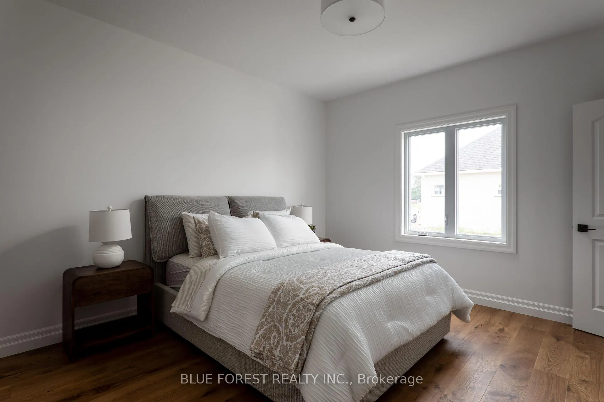 Photo 11 of 325 Harvest Lane, Thames Centre, Dorchester — HOMEH