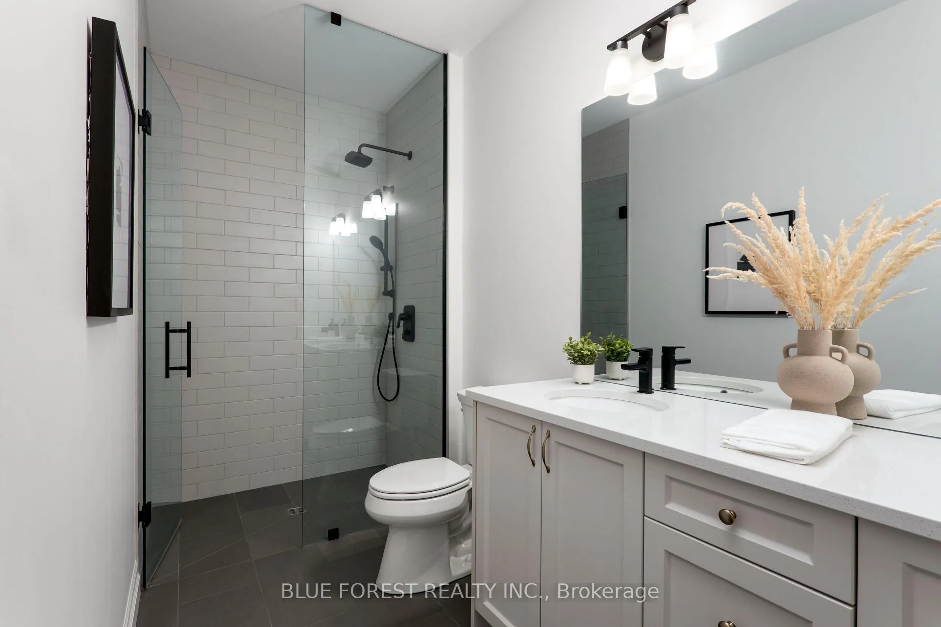Photo 12 of 325 Harvest Lane, Thames Centre, Dorchester — HOMEH