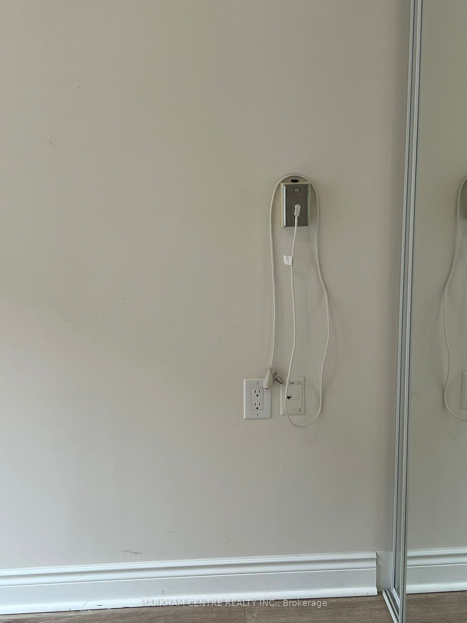 Photo 7 of Unit 263, 1 Sun Yat Sen Boulevard, Markham, Milliken Mills East — HOMEH