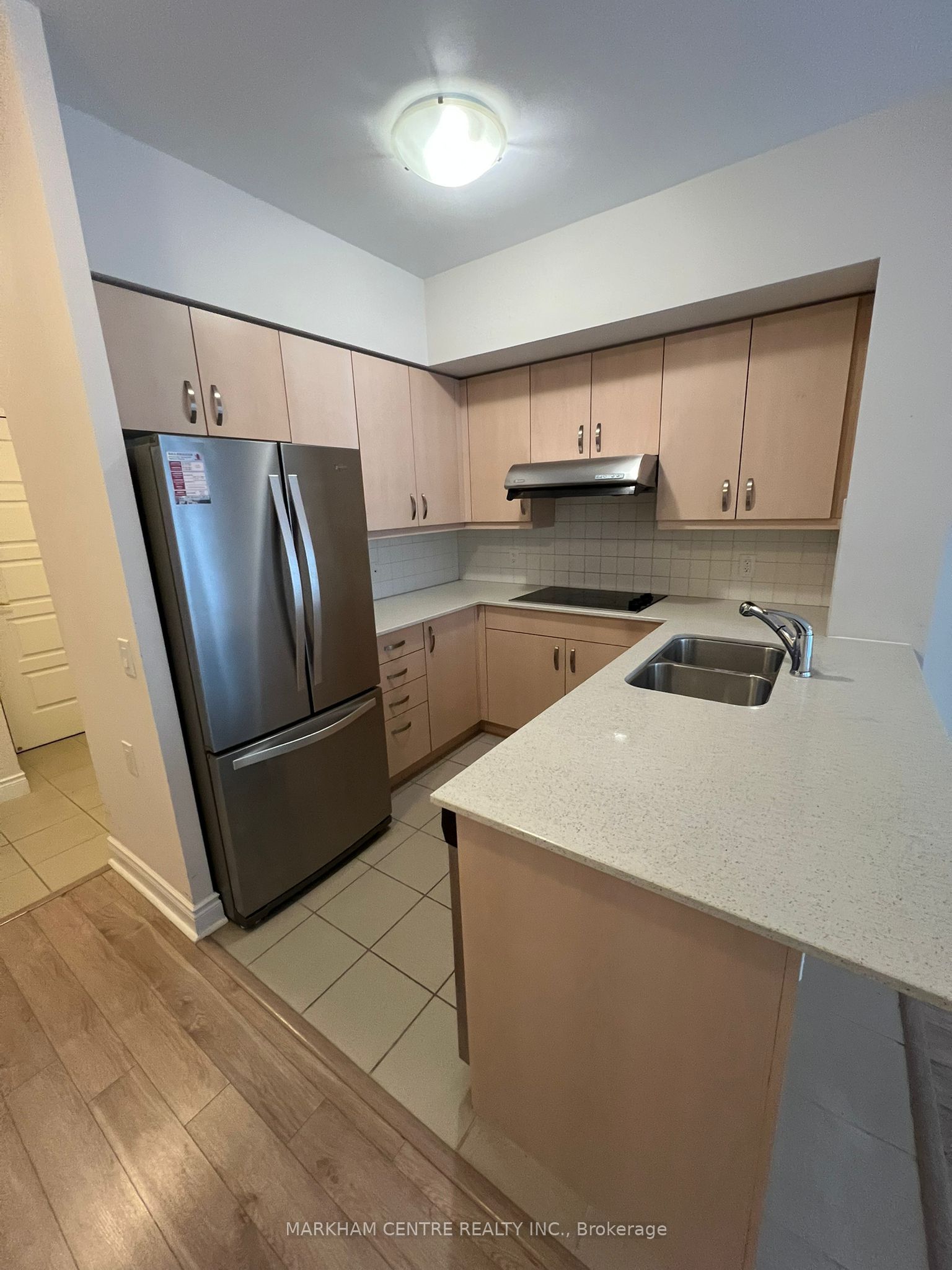 Photo 4 of Unit 263, 1 Sun Yat Sen Boulevard, Markham, Milliken Mills East — HOMEH