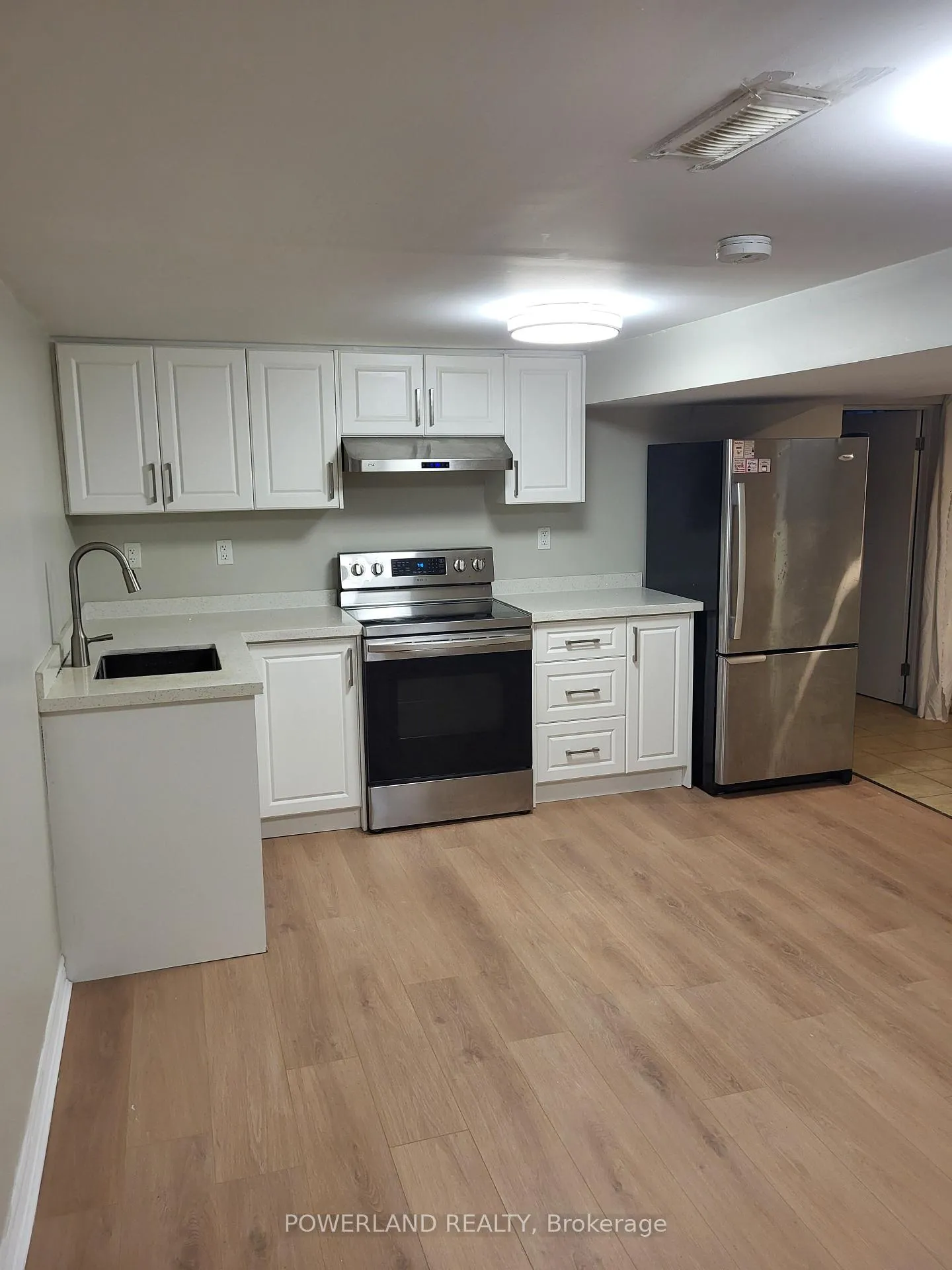 Photo 4 of Unit Lower, 45 Lincoln Green Drive, Markham, Bullock — HOMEH