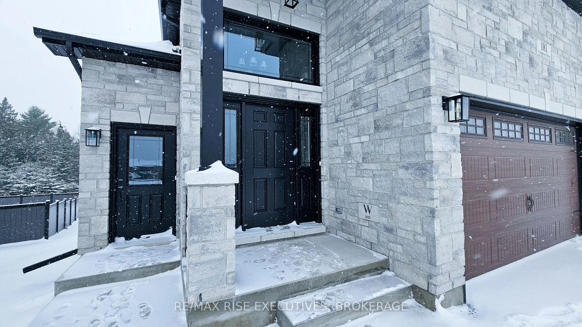 Photo 2 of Unit B, 181 Creighton Drive, Loyalist, Odessa — HOMEH