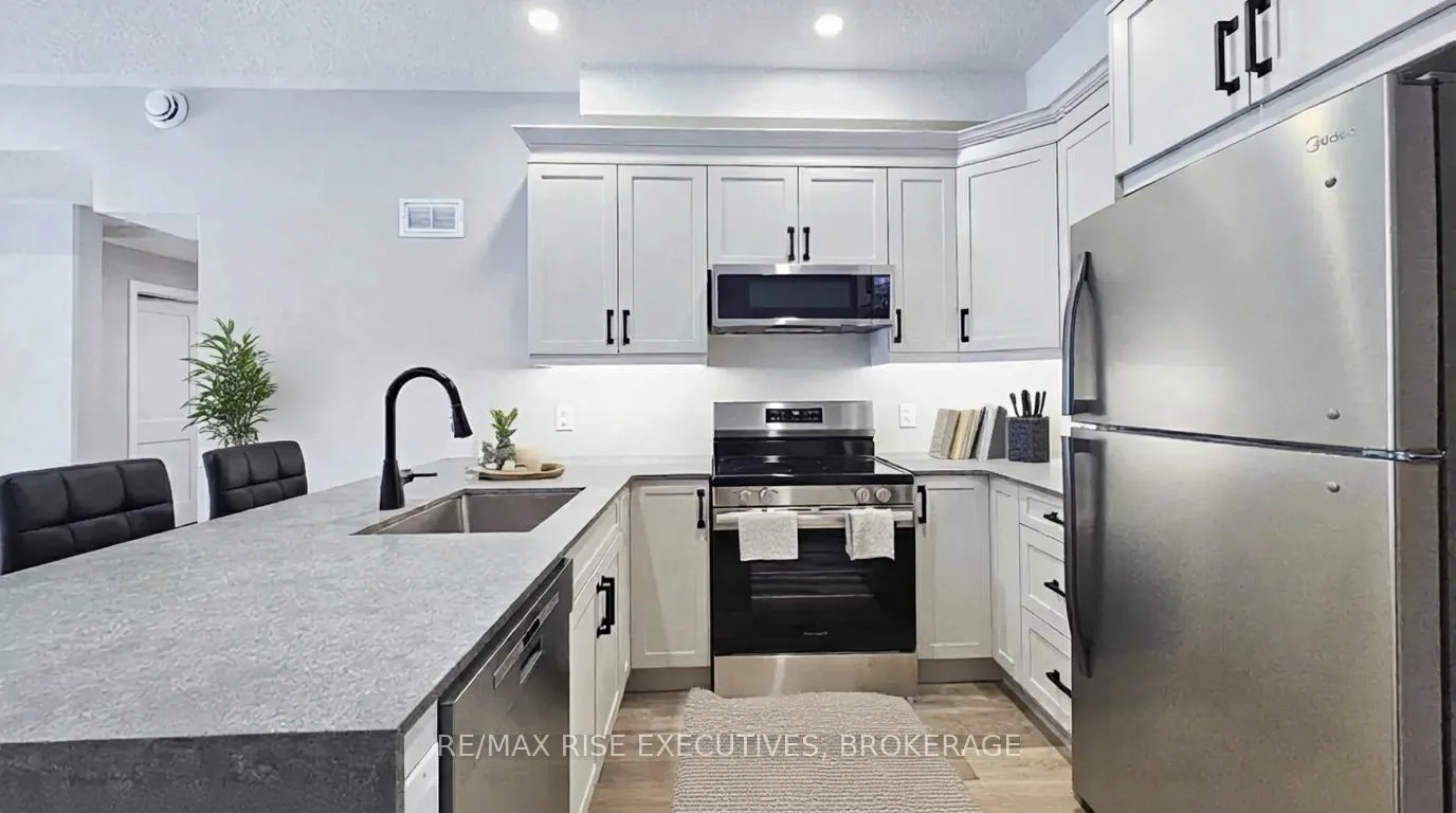 Photo 4 of Unit B, 181 Creighton Drive, Loyalist, Odessa — HOMEH
