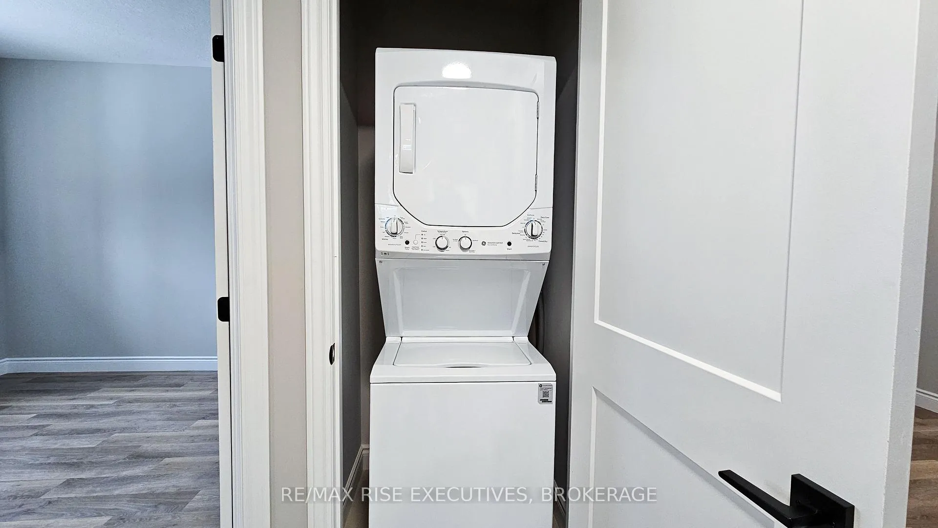 Photo 10 of Unit B, 181 Creighton Drive, Loyalist, Odessa — HOMEH