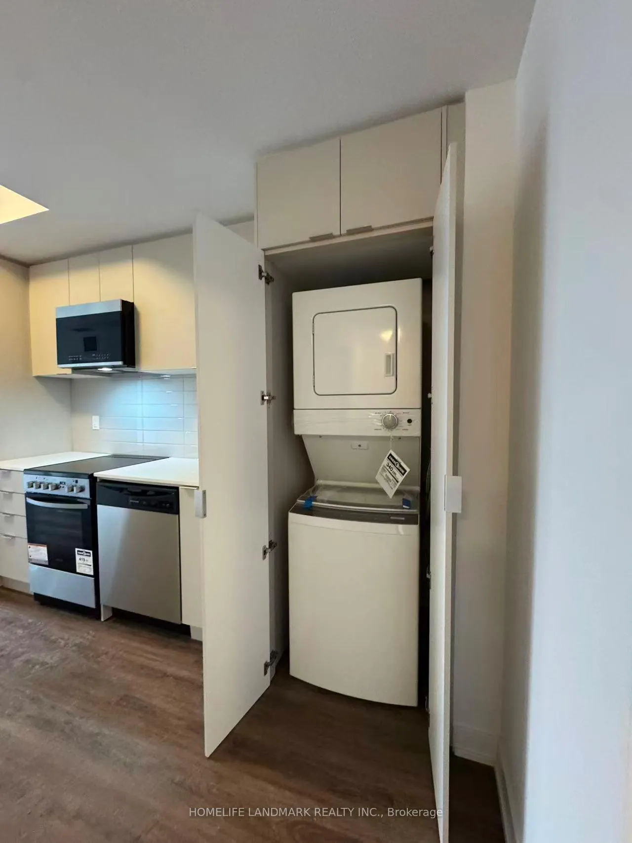 Photo 5 of Unit 301, 4569 Kingston Road, Scarborough, West Hill — HOMEH