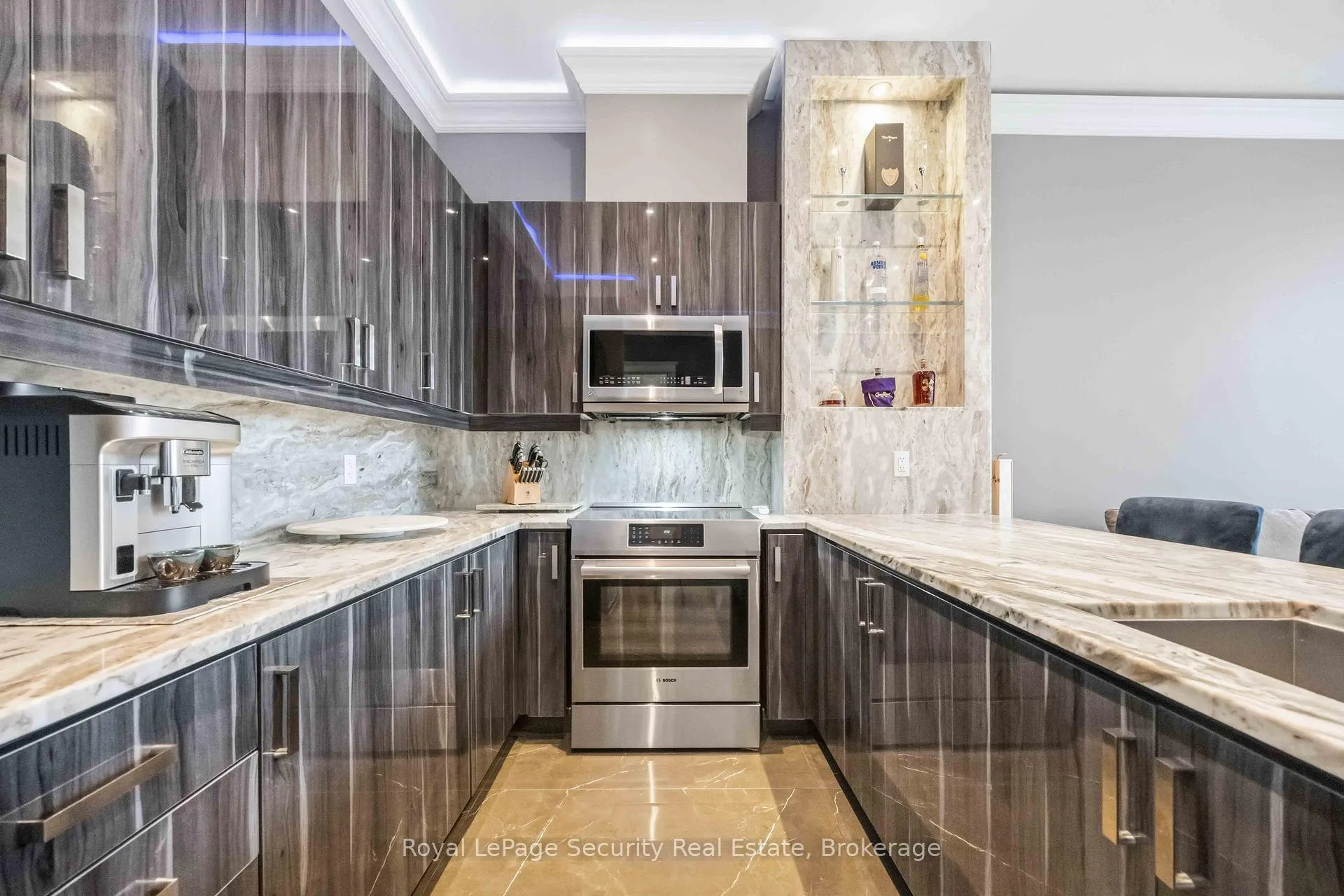 Photo 15 of Unit 202, 2900 Highway 7, Vaughan, Concord — HOMEH