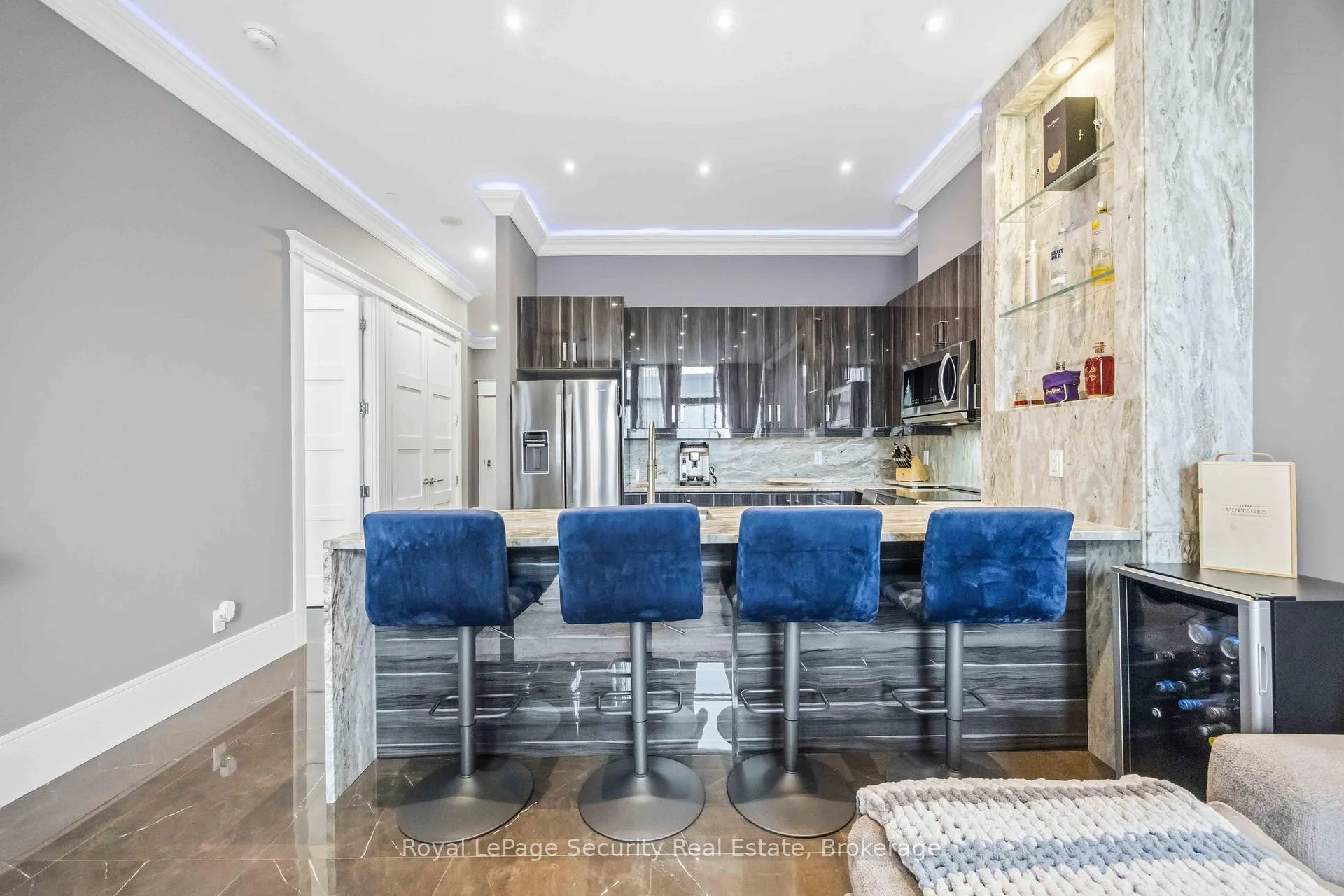 Photo 19 of Unit 202, 2900 Highway 7, Vaughan, Concord — HOMEH