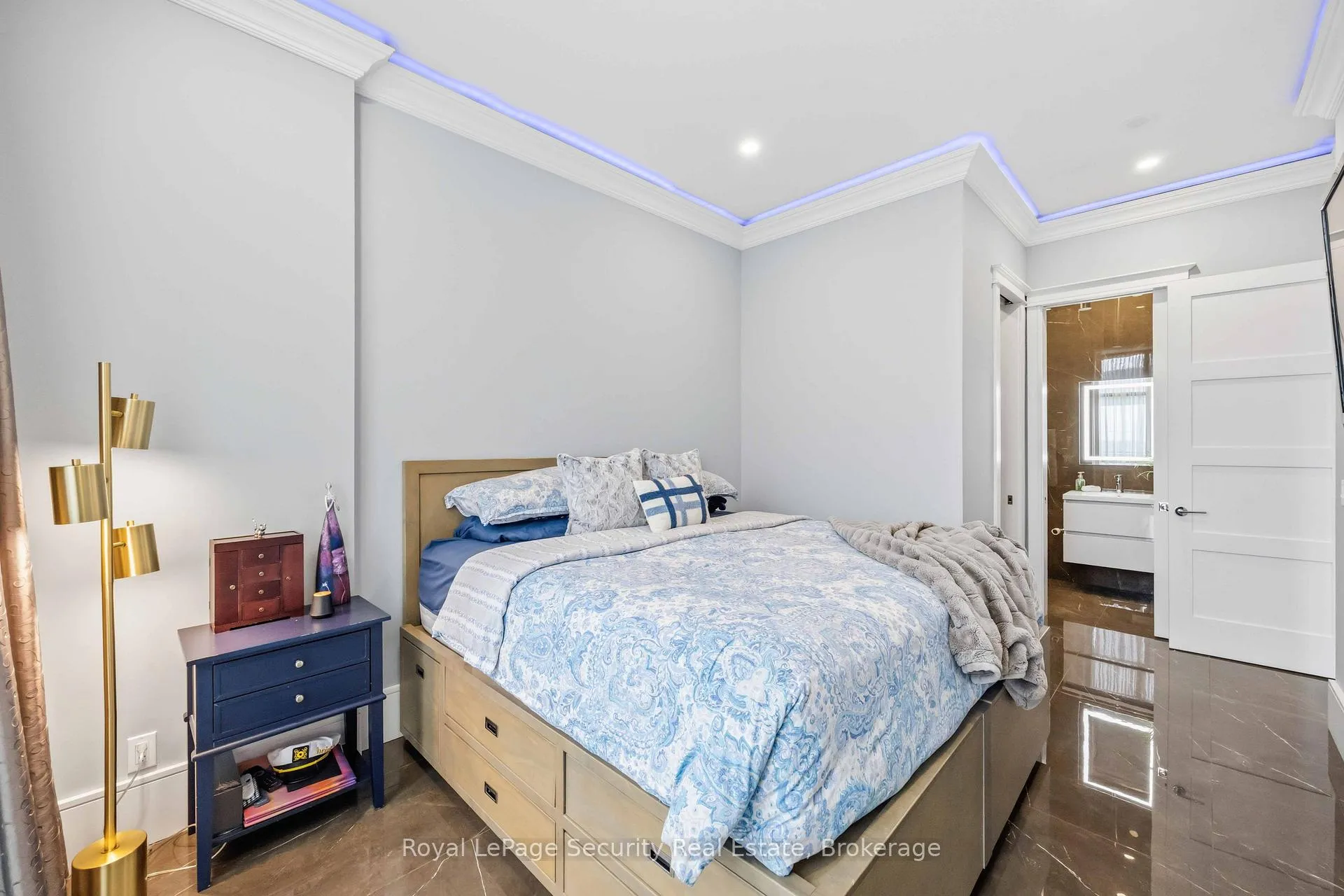 Photo 23 of Unit 202, 2900 Highway 7, Vaughan, Concord — HOMEH