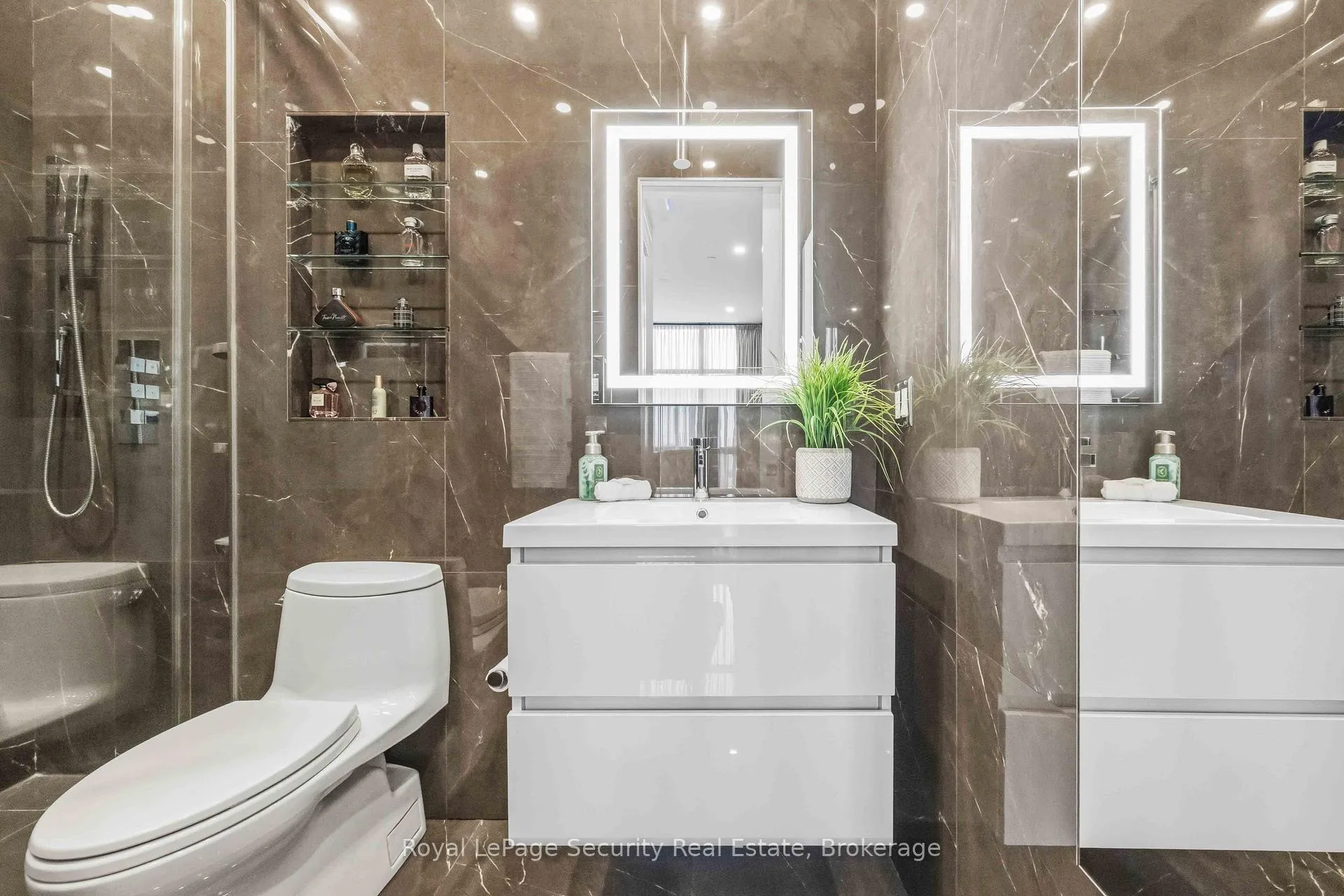 Photo 26 of Unit 202, 2900 Highway 7, Vaughan, Concord — HOMEH