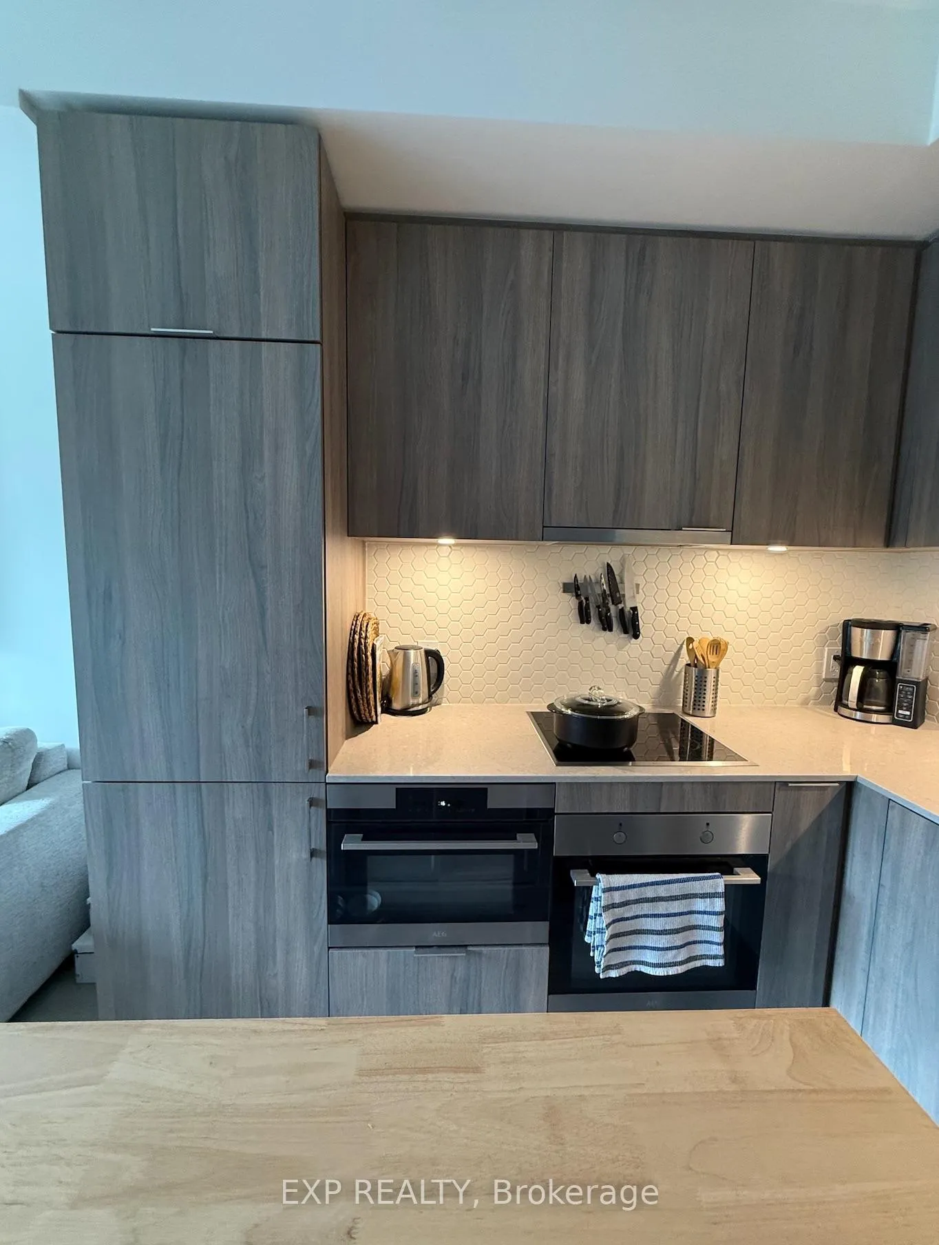 Photo 10 of Unit 319, 158 Front Street E, Toronto, Moss Park — HOMEH