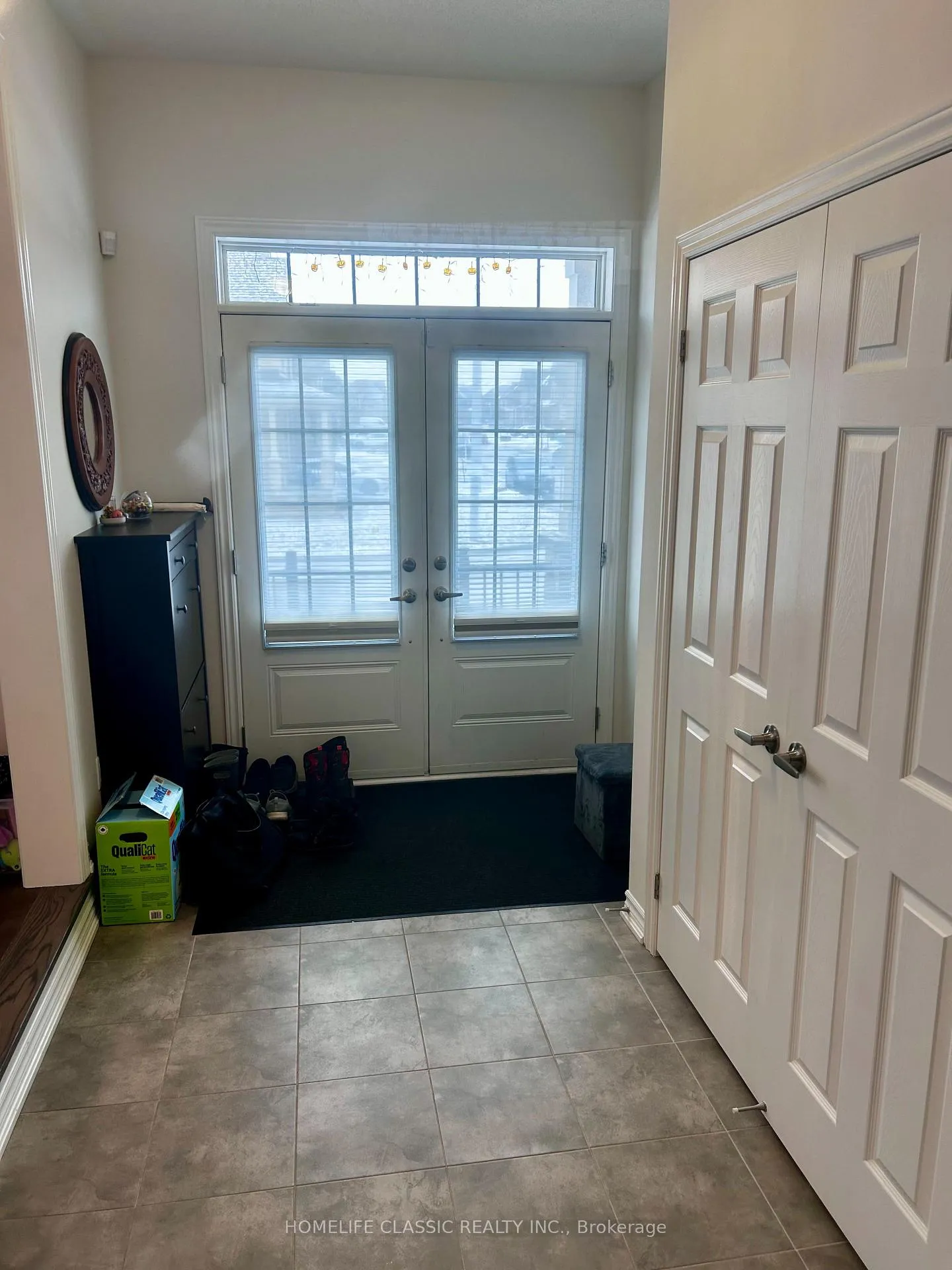 Photo 2 of 91 Crombie Street S, Clarington, Bowmanville — HOMEH