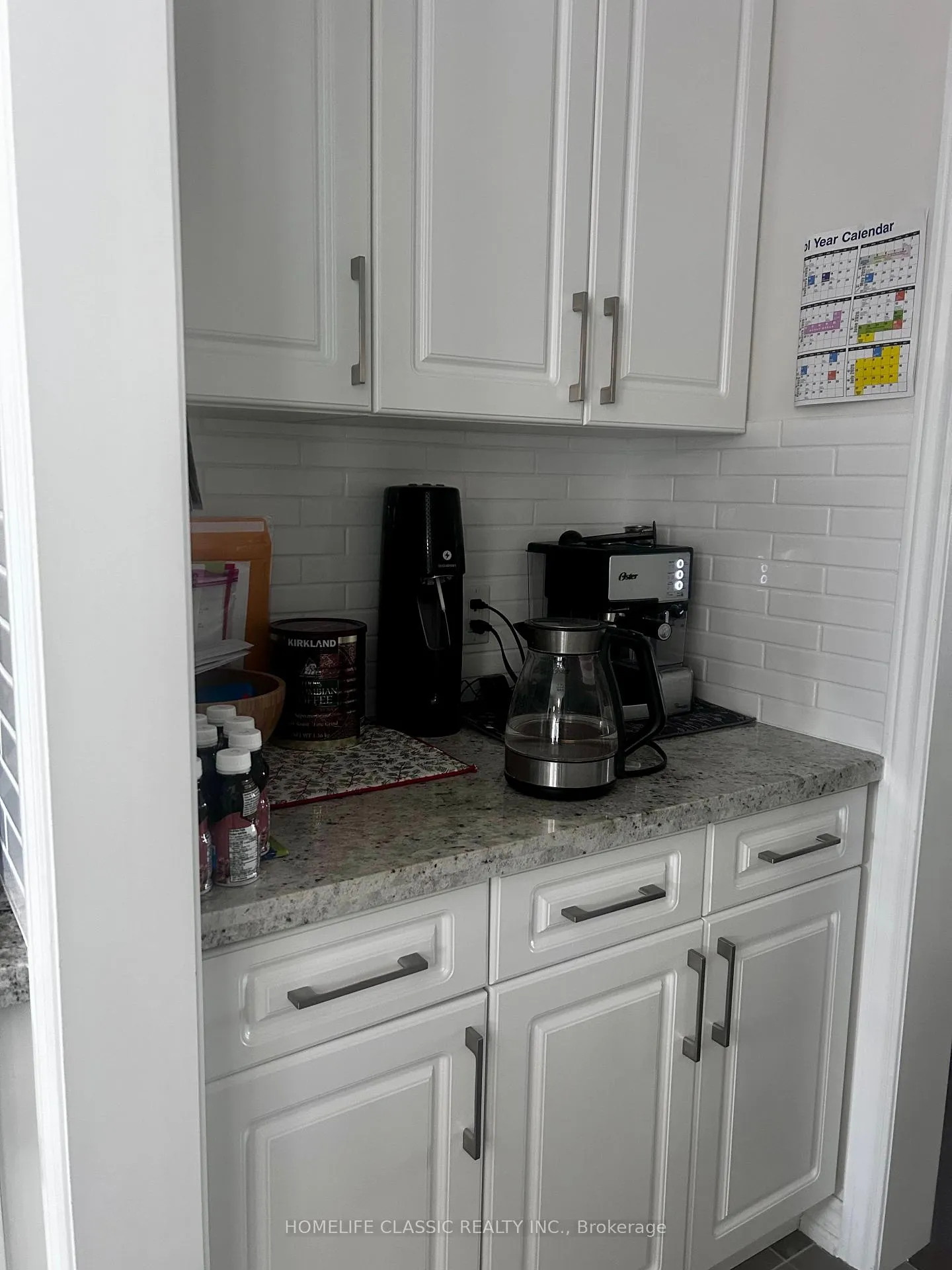 Photo 12 of 91 Crombie Street S, Clarington, Bowmanville — HOMEH