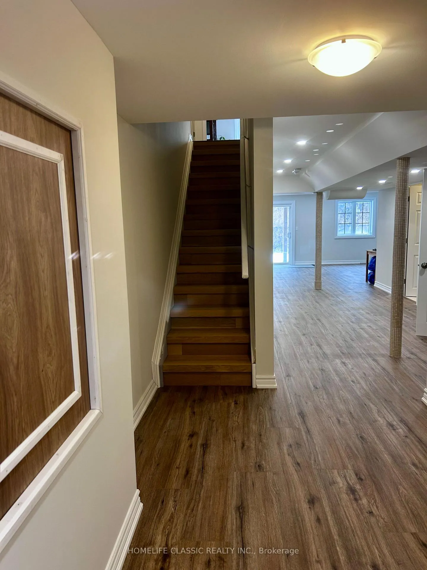 Photo 31 of 91 Crombie Street S, Clarington, Bowmanville — HOMEH