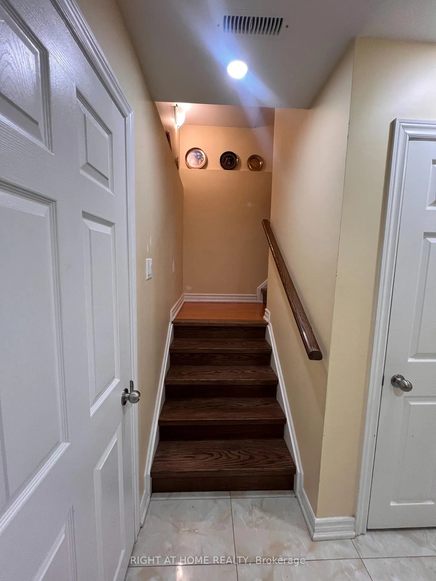 Photo 1 of Unit BASEMENT, 17 Asterfield Drive E, Scarborough, West Hill — HOMEH