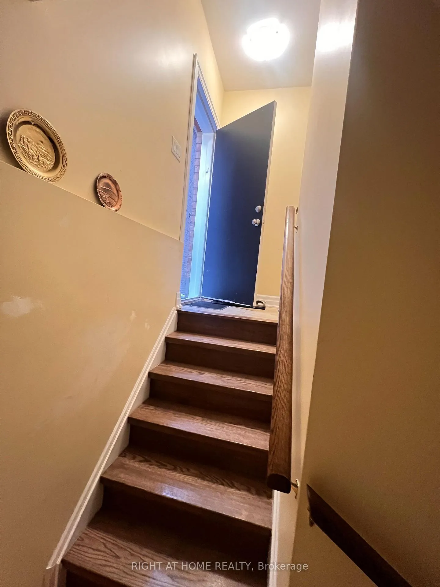 Photo 2 of Unit BASEMENT, 17 Asterfield Drive E, Scarborough, West Hill — HOMEH