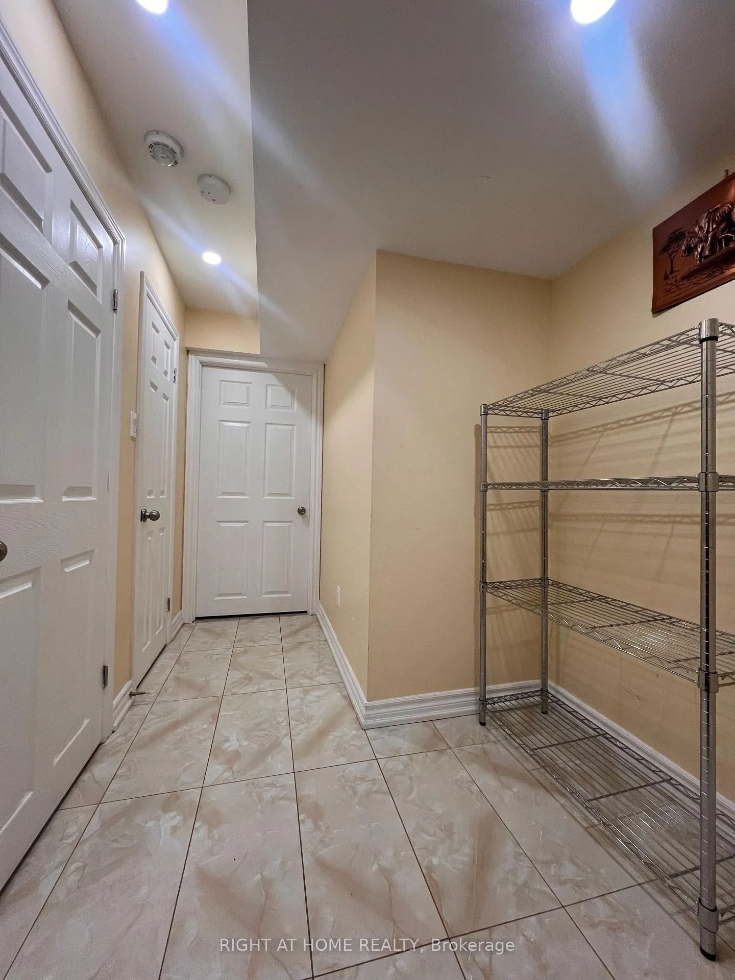 Photo 4 of Unit BASEMENT, 17 Asterfield Drive E, Scarborough, West Hill — HOMEH
