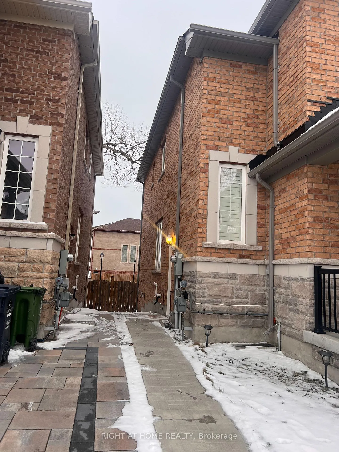 Photo 19 of Unit BASEMENT, 17 Asterfield Drive E, Scarborough, West Hill — HOMEH