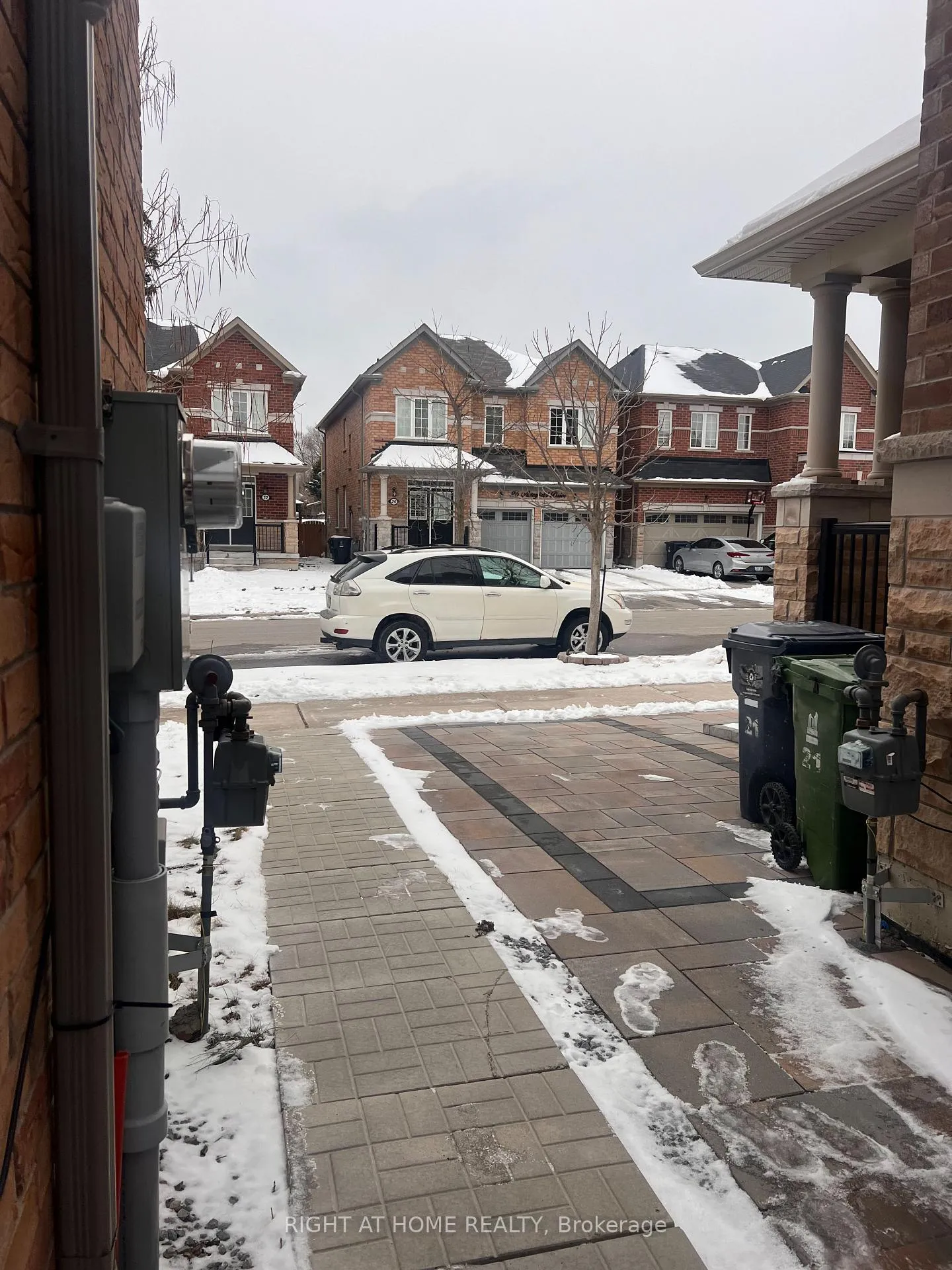 Photo 20 of Unit BASEMENT, 17 Asterfield Drive E, Scarborough, West Hill — HOMEH