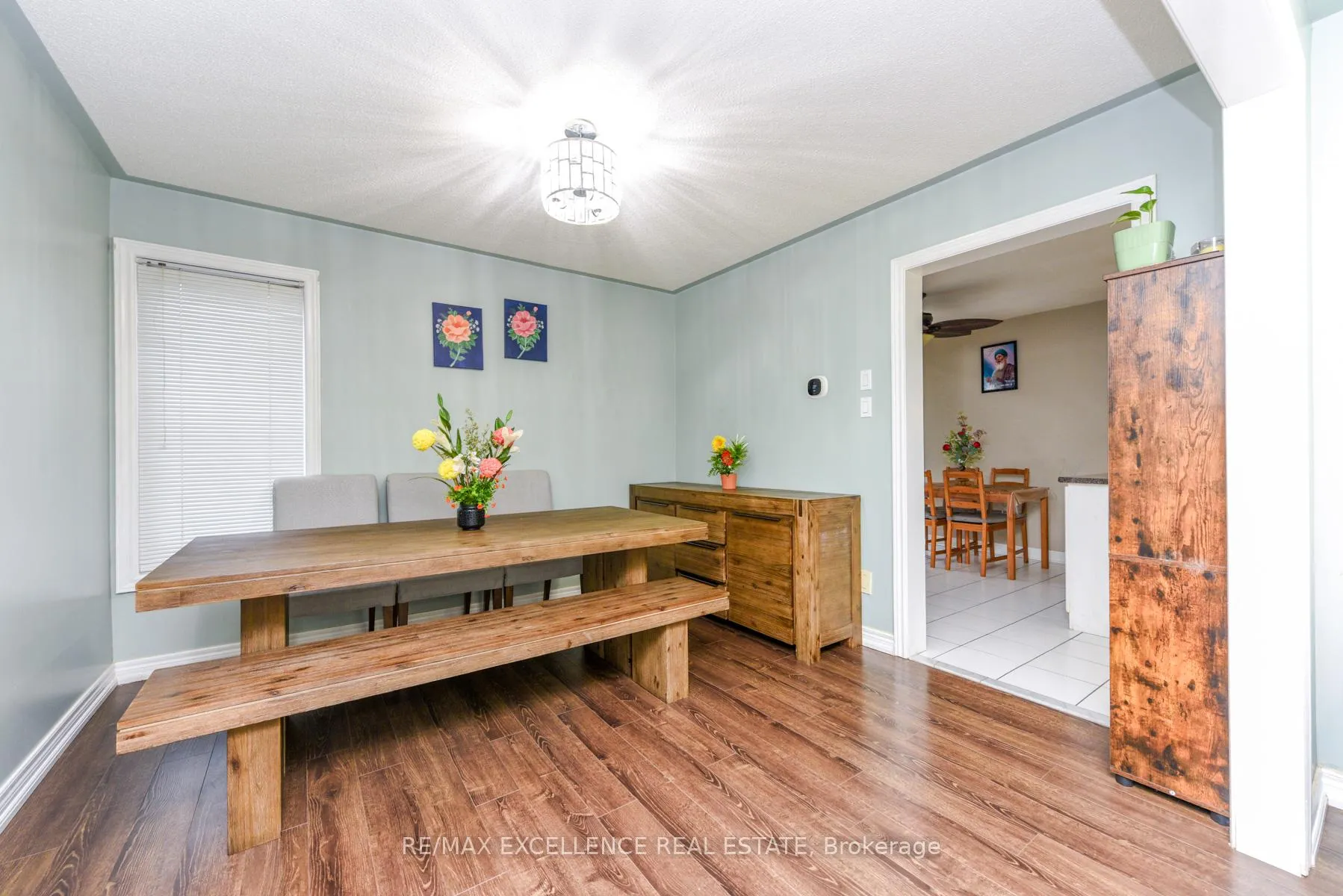 Photo 9 of 33 Wildberry Crescent, Brampton, Sandringham-Wellington — HOMEH