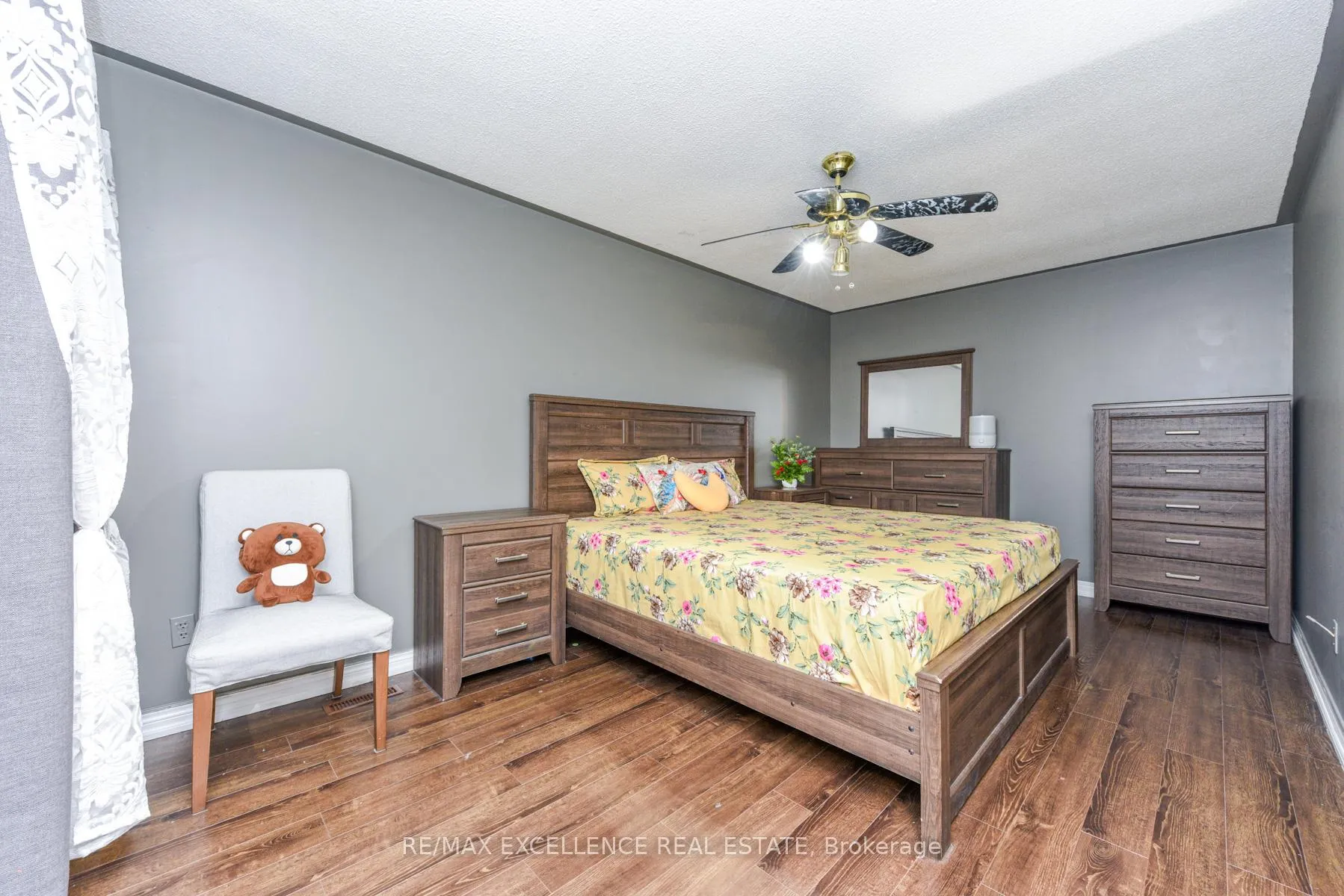 Photo 21 of 33 Wildberry Crescent, Brampton, Sandringham-Wellington — HOMEH