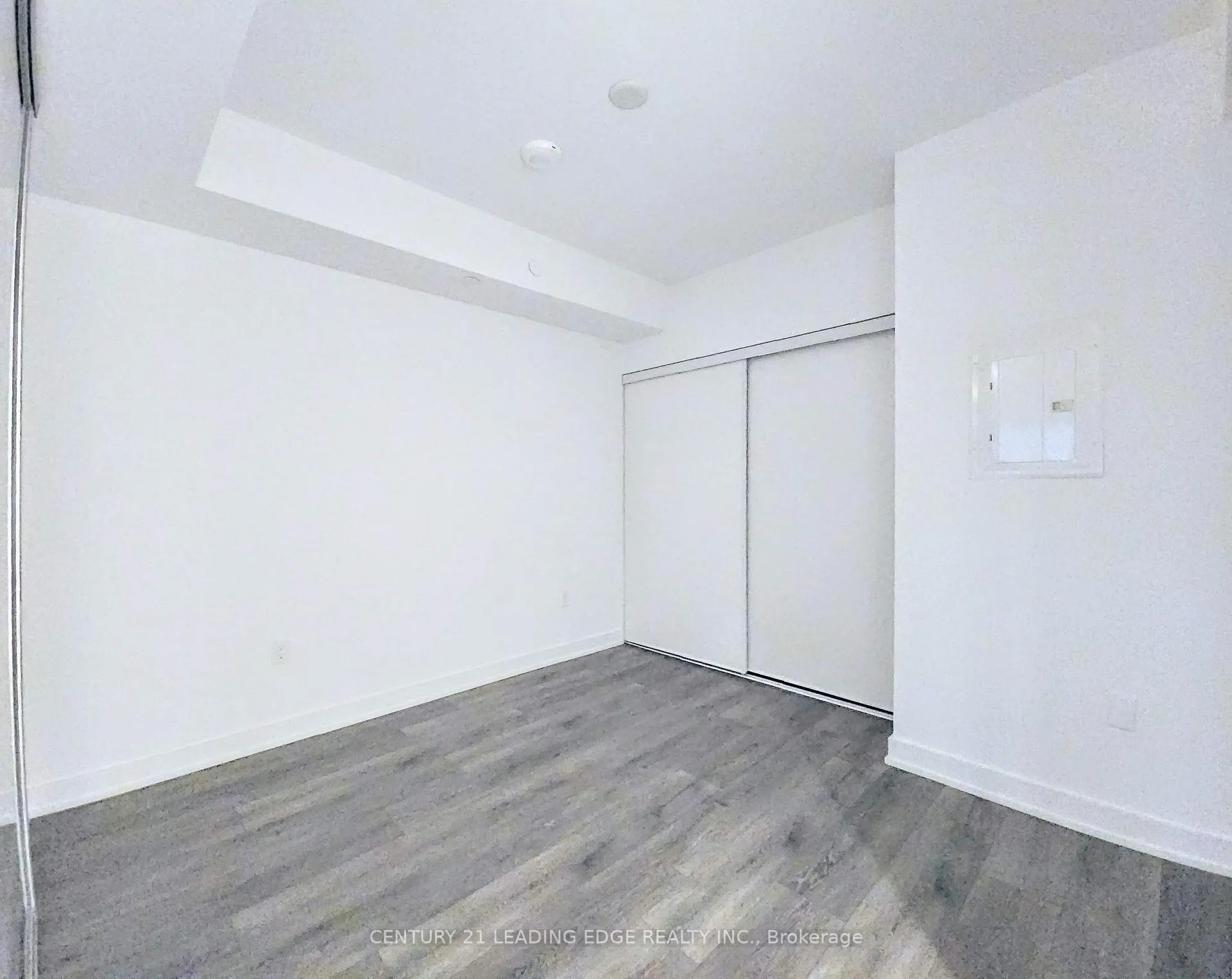 Photo 4 of Unit 412 N, 117 Broadway Avenue N, Toronto, Mount Pleasant West — HOMEH