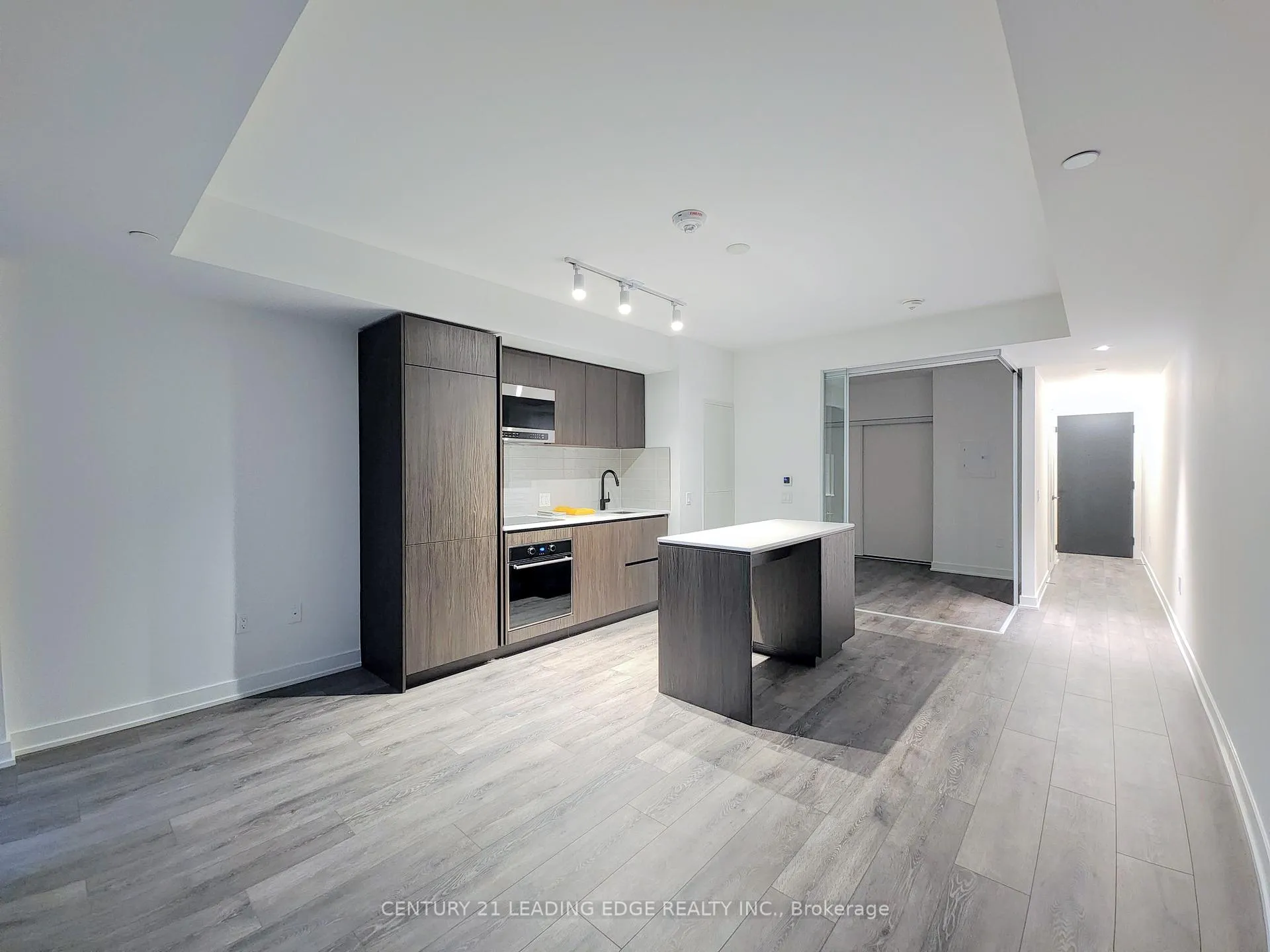 Photo 9 of Unit 412 N, 117 Broadway Avenue N, Toronto, Mount Pleasant West — HOMEH