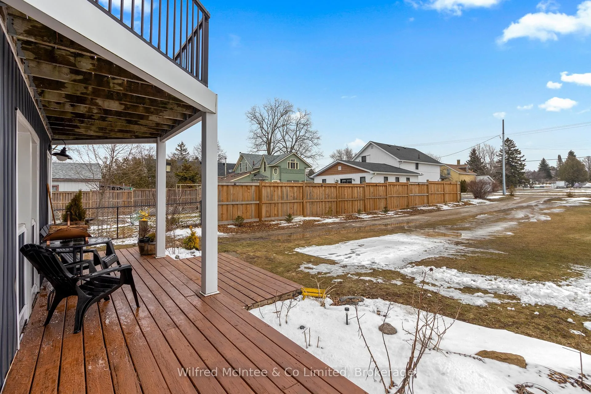 Photo 4 of 452 Queen Street, Kincardine — HOMEH
