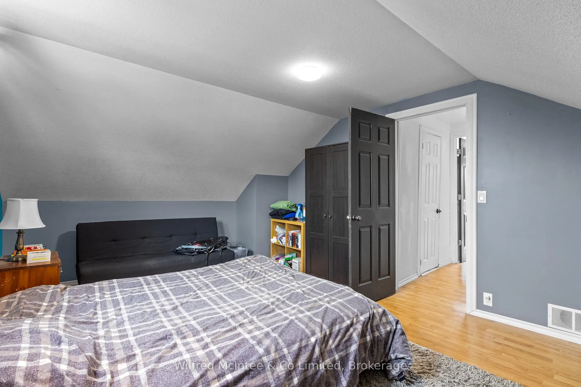 Photo 32 of 452 Queen Street, Kincardine — HOMEH