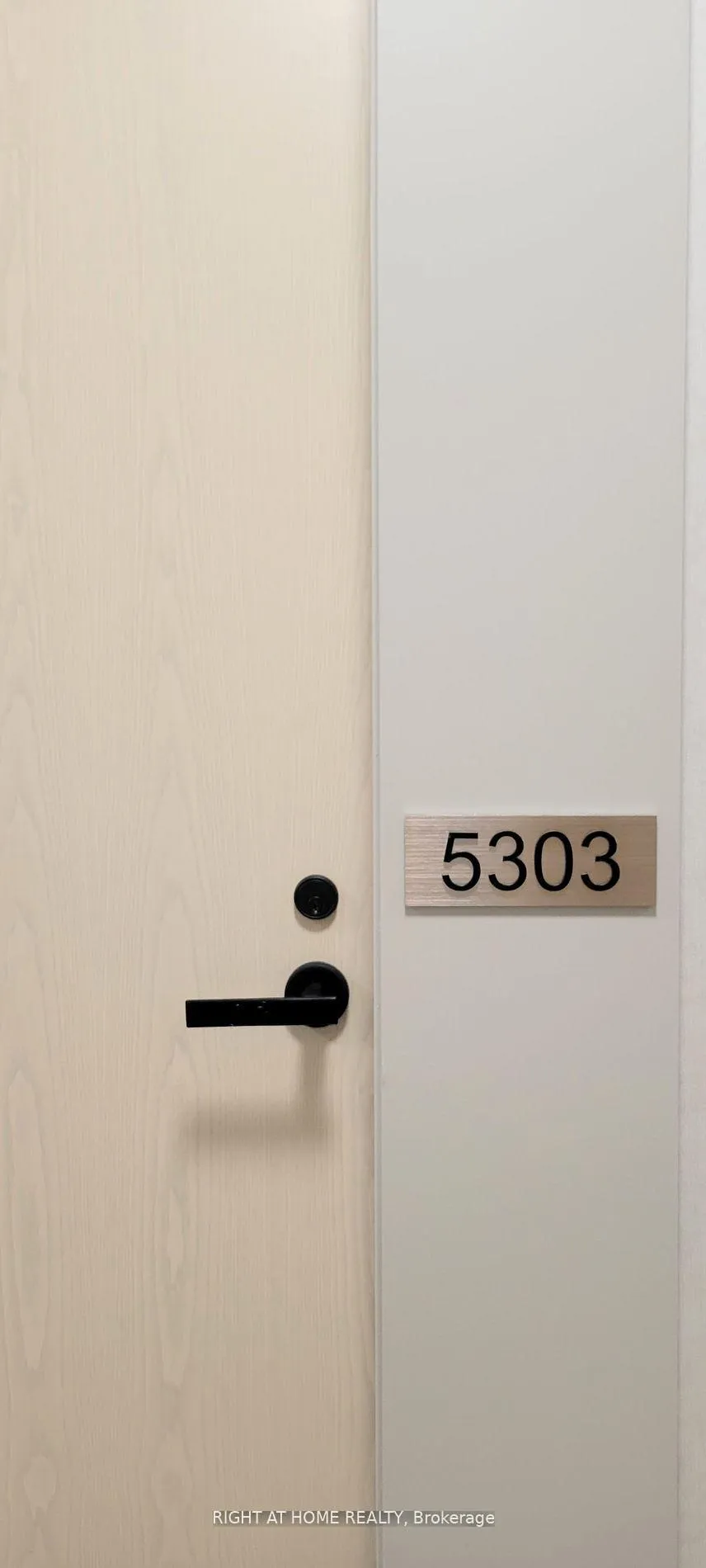Photo 6 of Unit 5303, 225 Commerce Street, Vaughan, Vaughan Corporate Centre — HOMEH