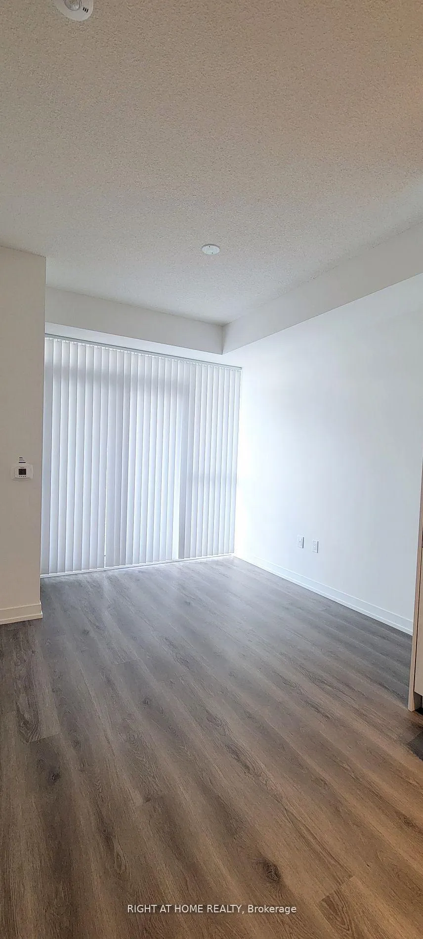 Photo 11 of Unit 5303, 225 Commerce Street, Vaughan, Vaughan Corporate Centre — HOMEH