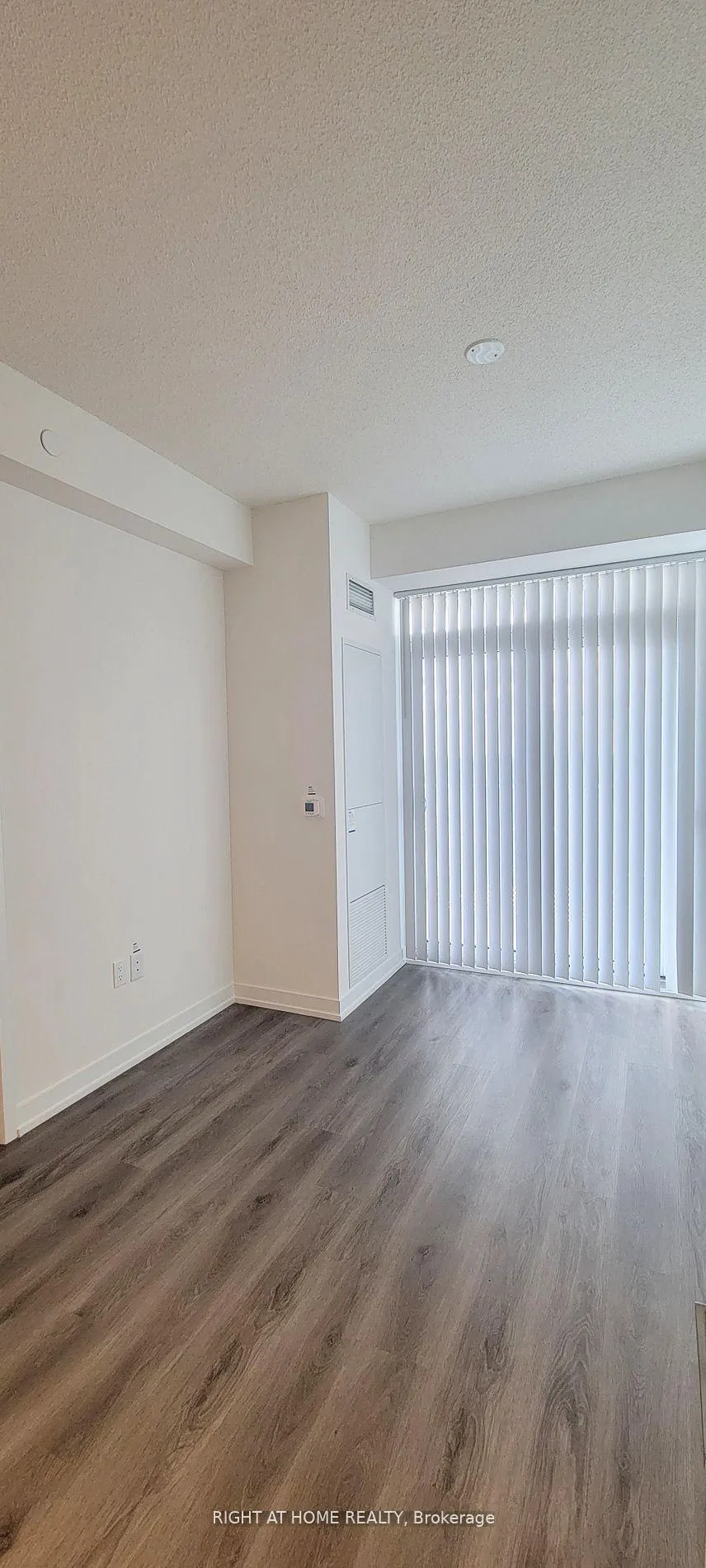 Photo 12 of Unit 5303, 225 Commerce Street, Vaughan, Vaughan Corporate Centre — HOMEH