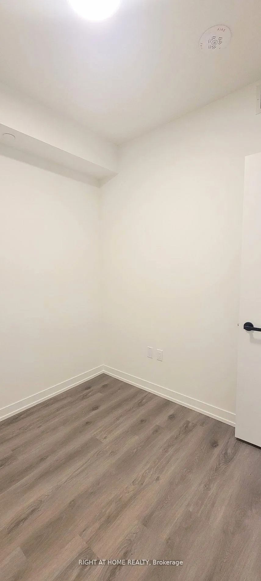 Photo 16 of Unit 5303, 225 Commerce Street, Vaughan, Vaughan Corporate Centre — HOMEH