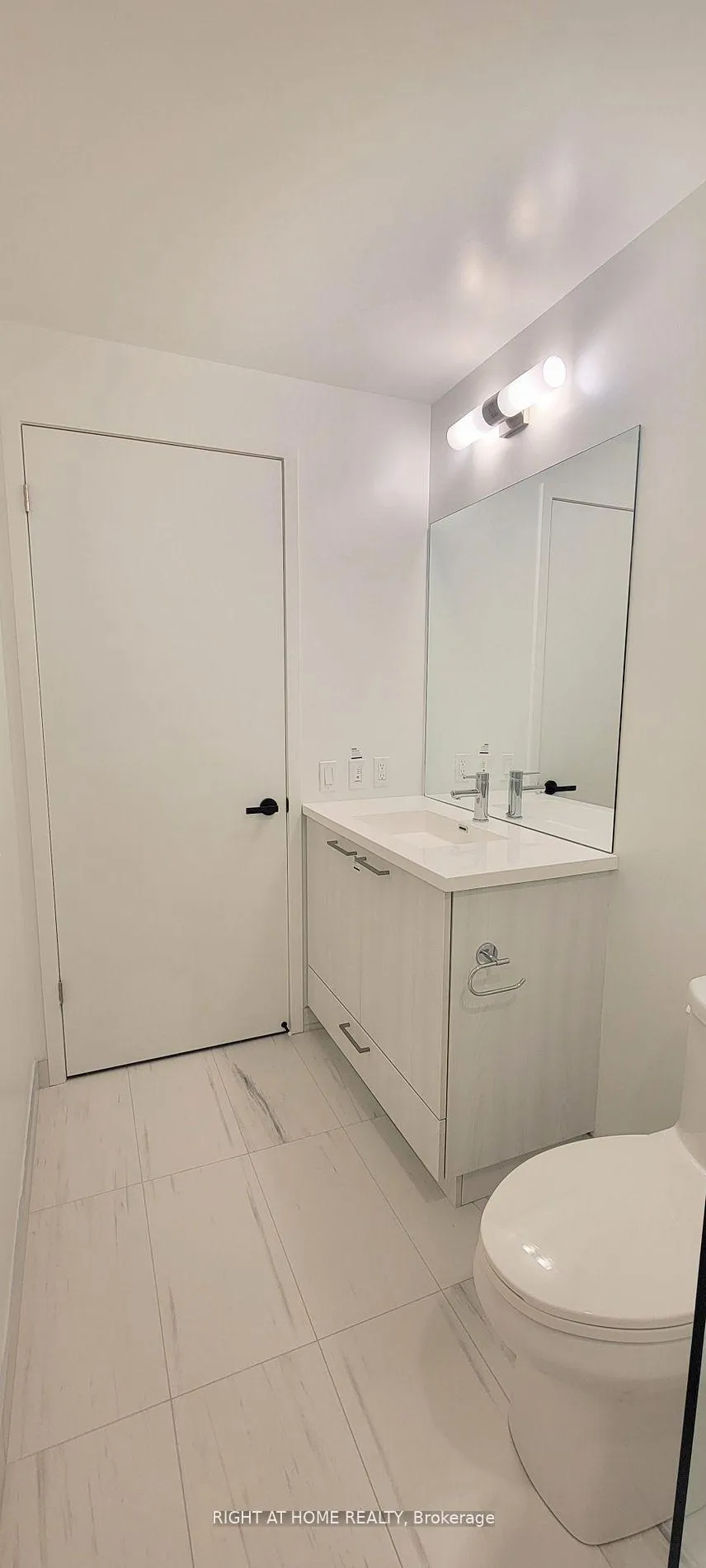 Photo 17 of Unit 5303, 225 Commerce Street, Vaughan, Vaughan Corporate Centre — HOMEH