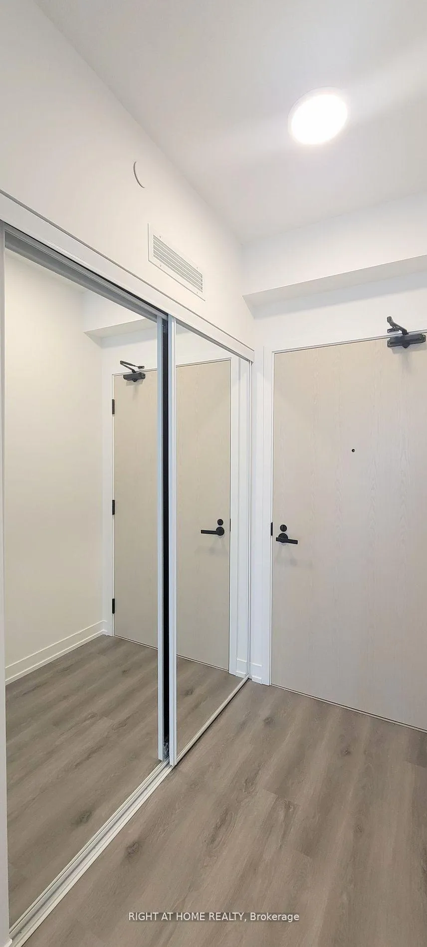 Photo 20 of Unit 5303, 225 Commerce Street, Vaughan, Vaughan Corporate Centre — HOMEH