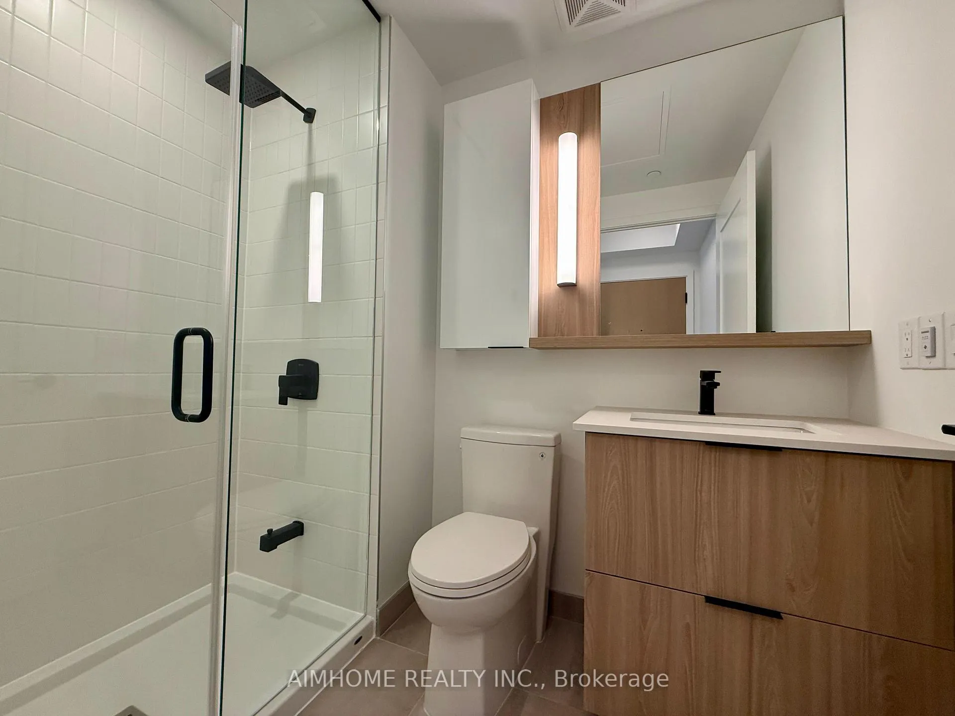 Photo 8 of Unit 3412, 5 Defries Street, Toronto, Regent Park — HOMEH