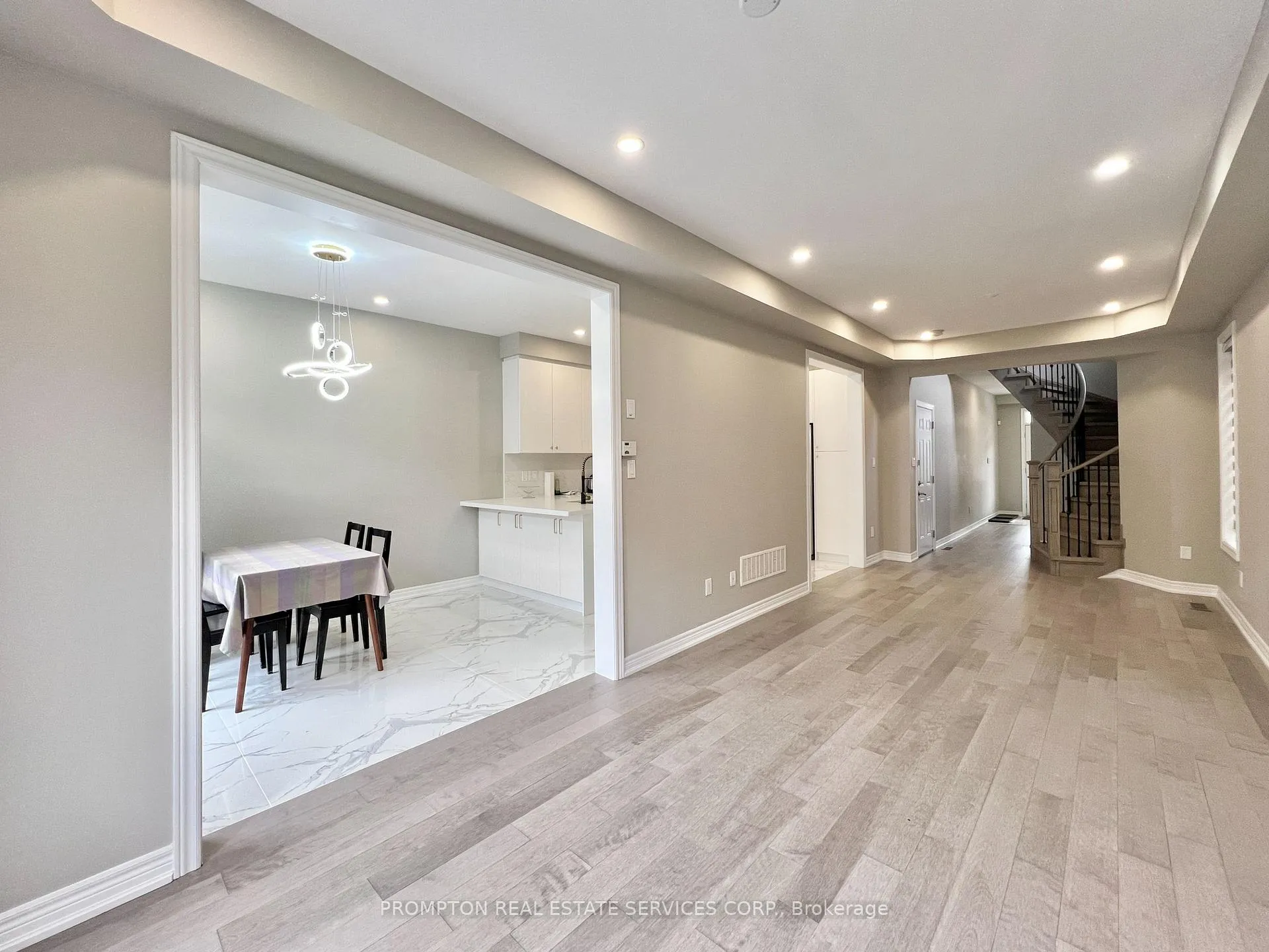 Photo 14 of 40 Staglin Court, Markham, Cathedraltown — HOMEH