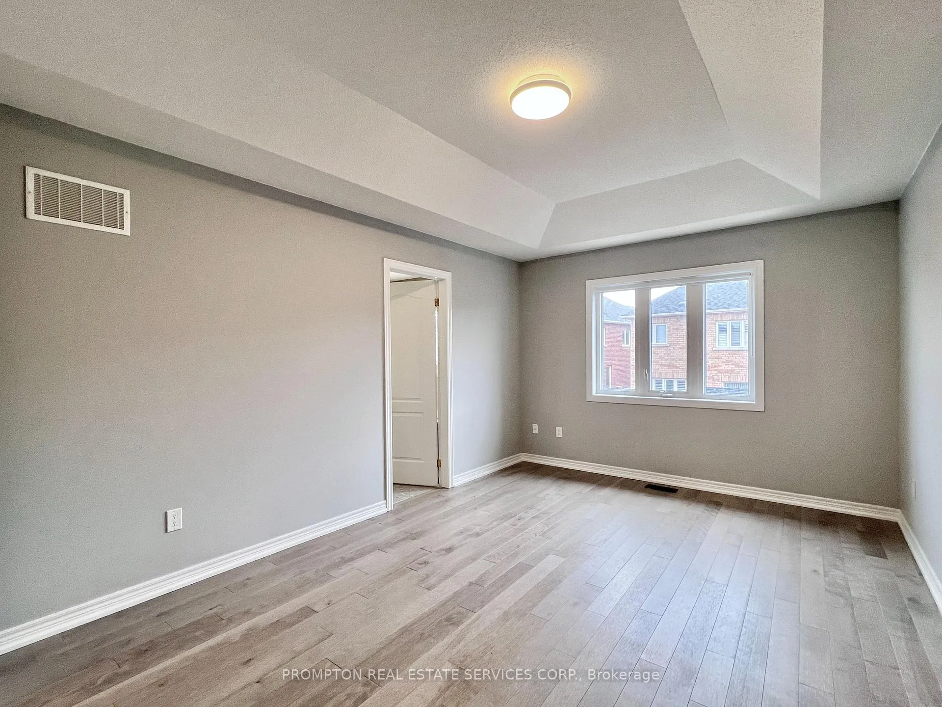 Photo 18 of 40 Staglin Court, Markham, Cathedraltown — HOMEH