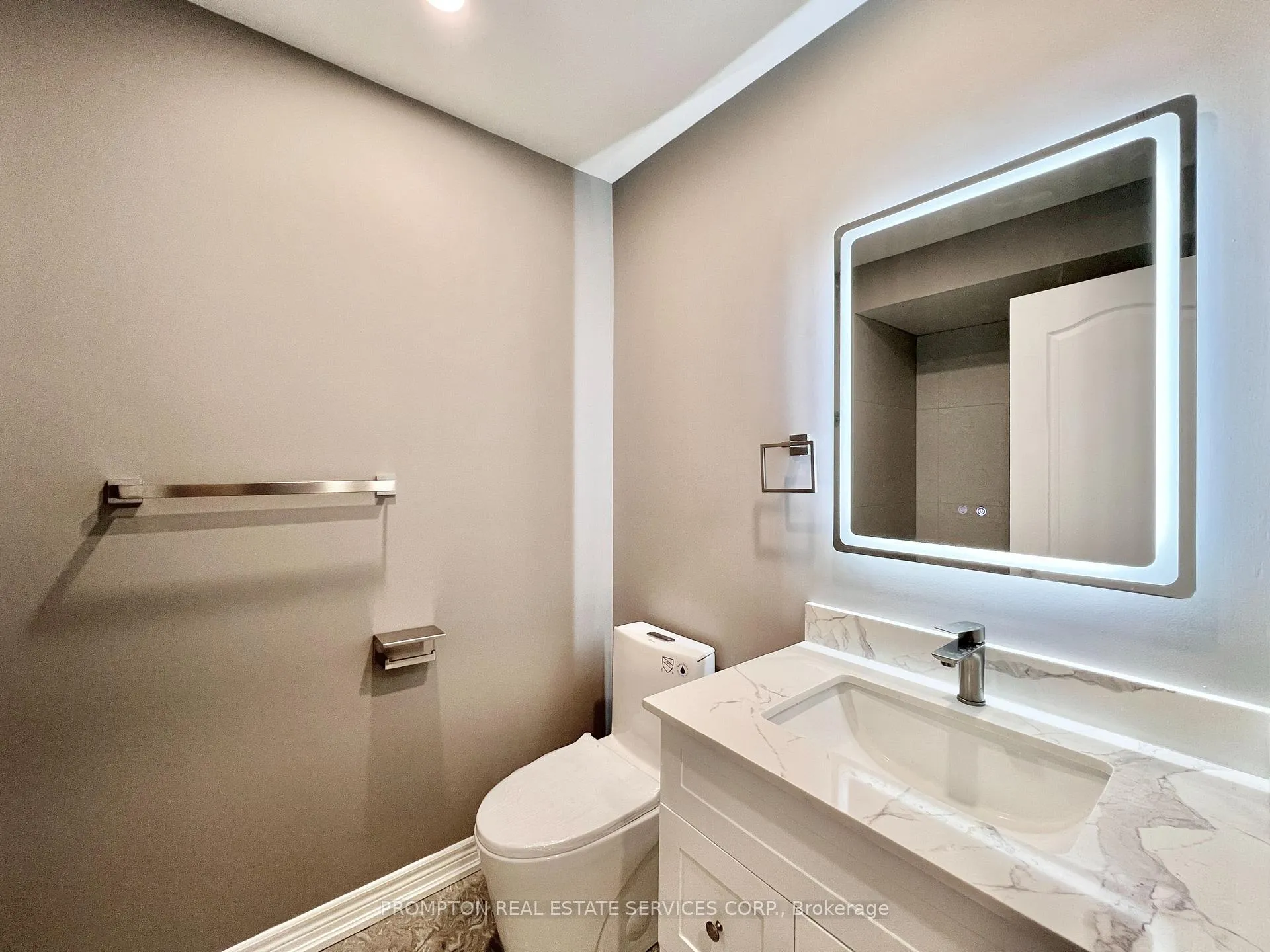 Photo 27 of 40 Staglin Court, Markham, Cathedraltown — HOMEH
