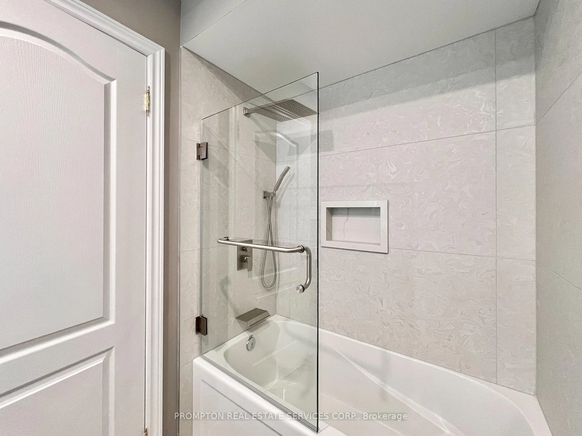 Photo 28 of 40 Staglin Court, Markham, Cathedraltown — HOMEH
