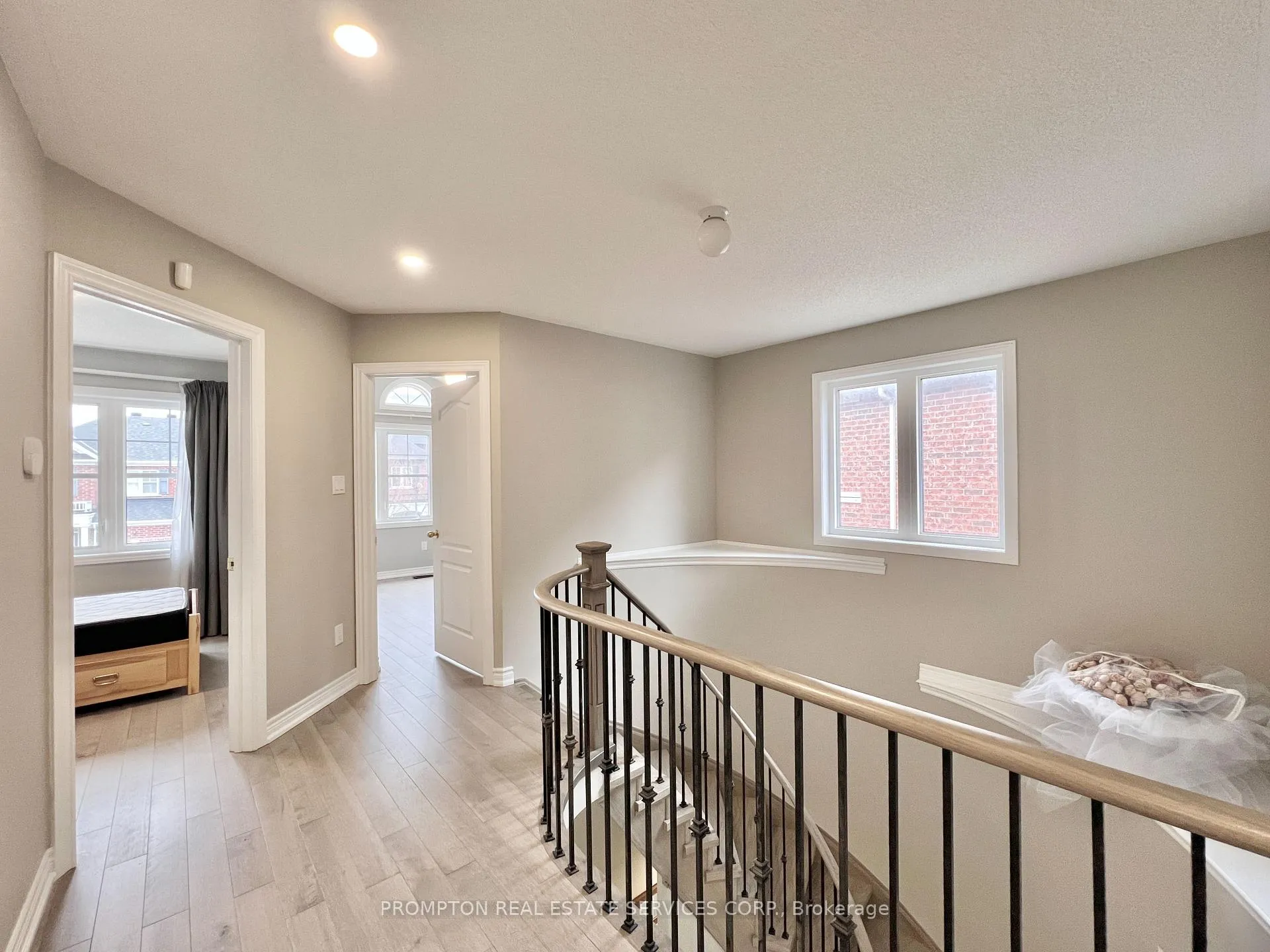 Photo 29 of 40 Staglin Court, Markham, Cathedraltown — HOMEH