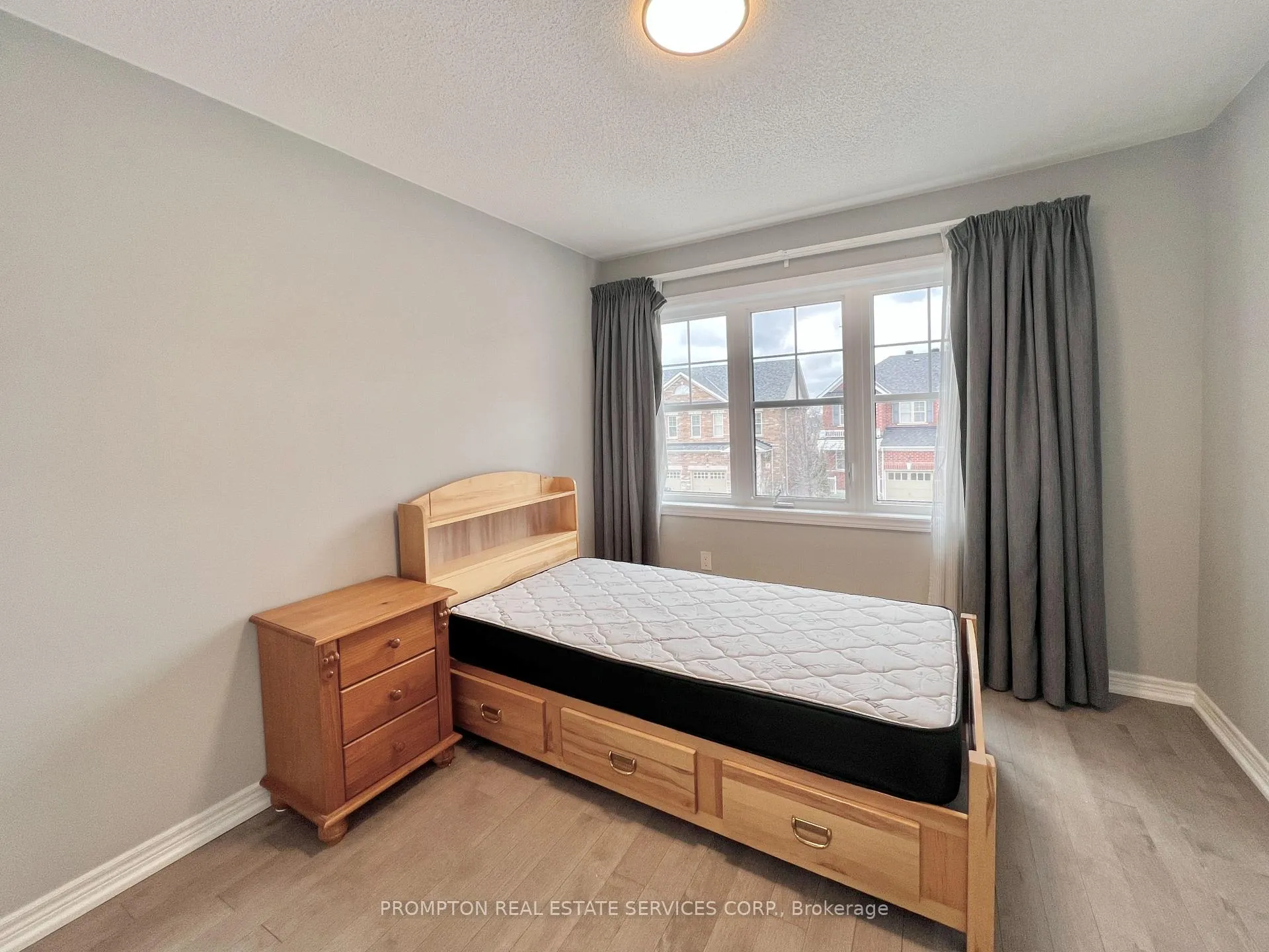 Photo 30 of 40 Staglin Court, Markham, Cathedraltown — HOMEH