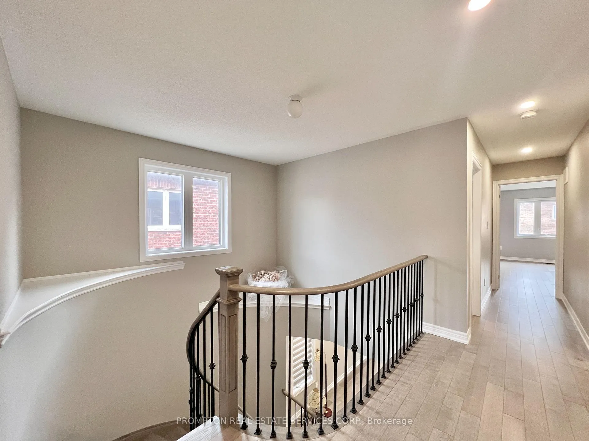 Photo 37 of 40 Staglin Court, Markham, Cathedraltown — HOMEH