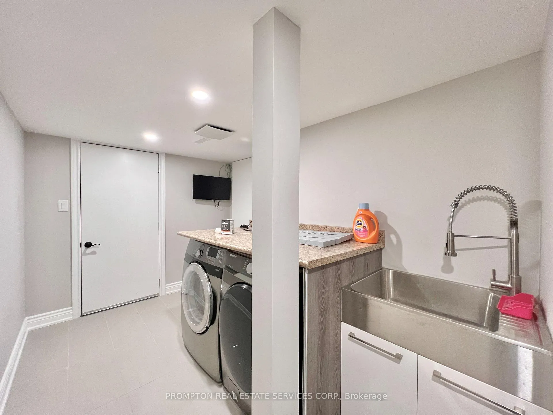 Photo 46 of 40 Staglin Court, Markham, Cathedraltown — HOMEH