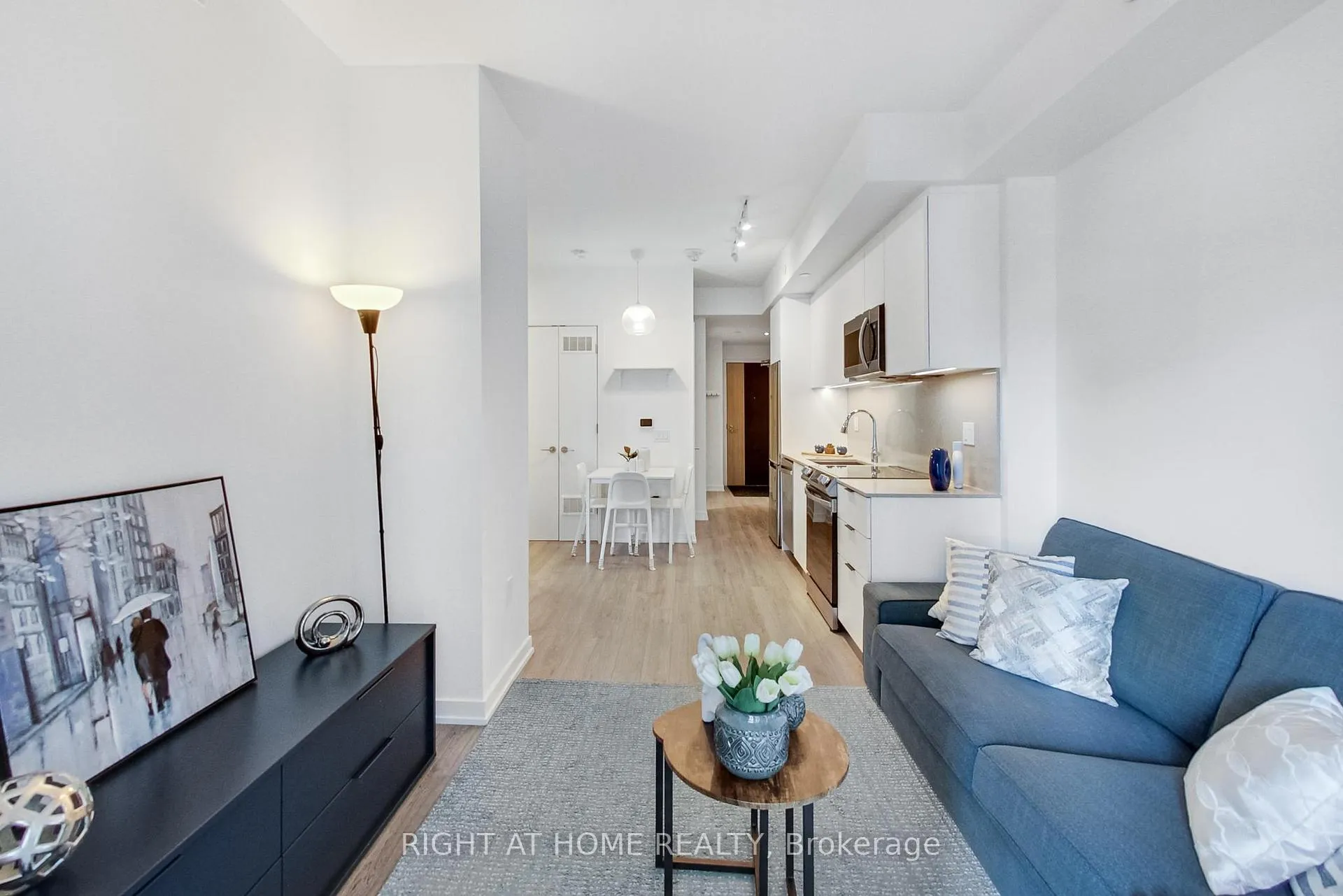 Photo 8 of Unit 921, 50 Power Street, Toronto, Moss Park — HOMEH