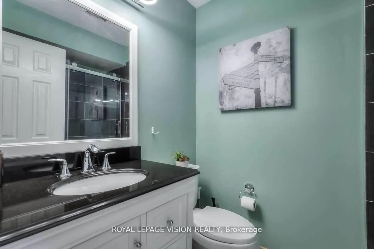 Photo 15 of 227 Stonebriar Drive, Vaughan, Maple — HOMEH