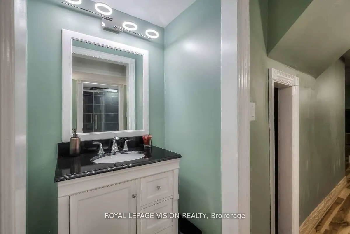 Photo 18 of 227 Stonebriar Drive, Vaughan, Maple — HOMEH