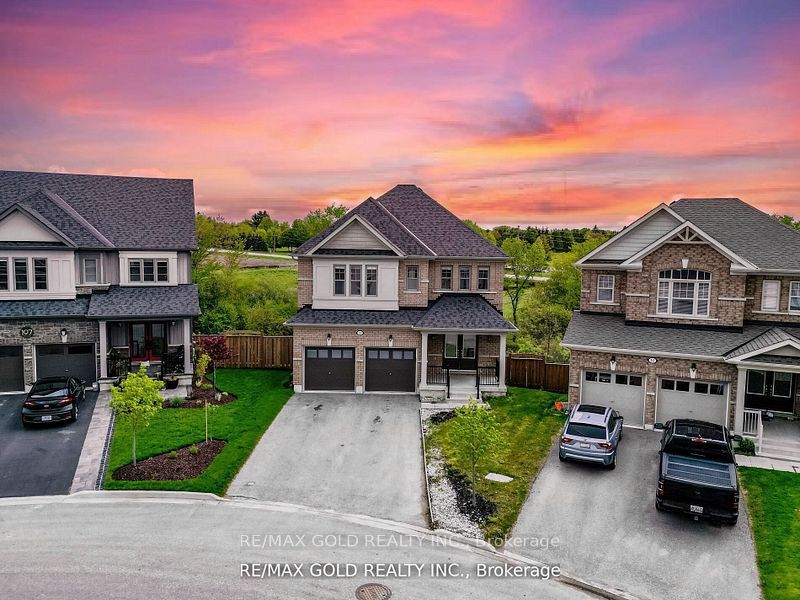 Front of 201 Mcfarlane Crescent