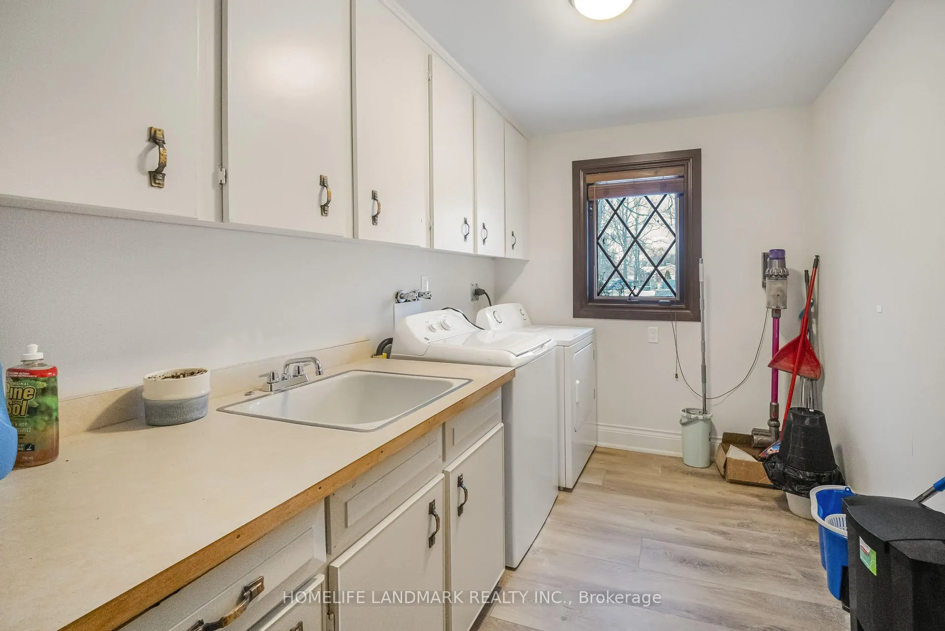 Photo 18 of 10505 Niagara River Parkway, Niagara Falls, Lyons Creek — HOMEH