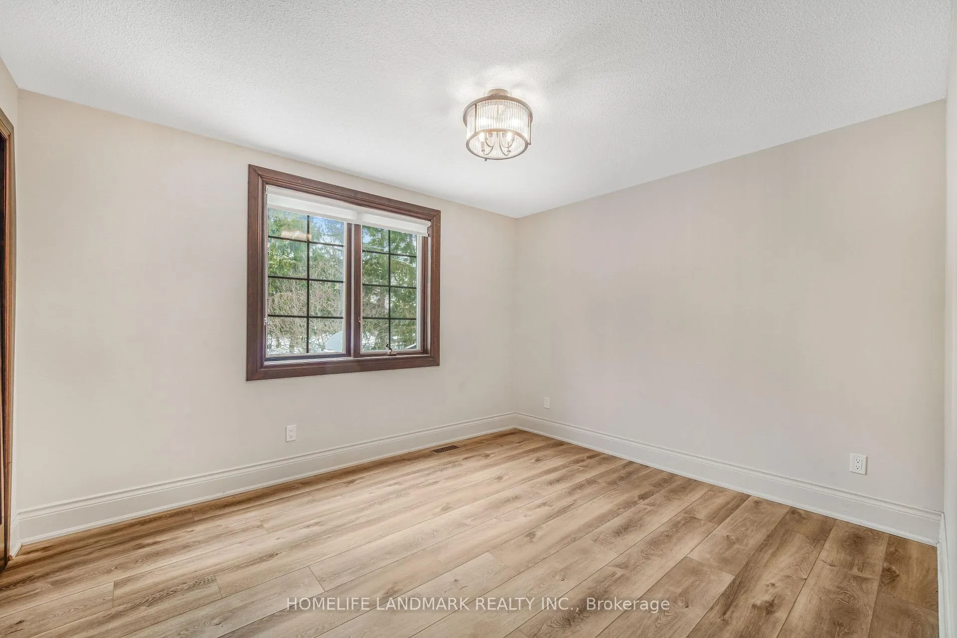 Photo 34 of 10505 Niagara River Parkway, Niagara Falls, Lyons Creek — HOMEH