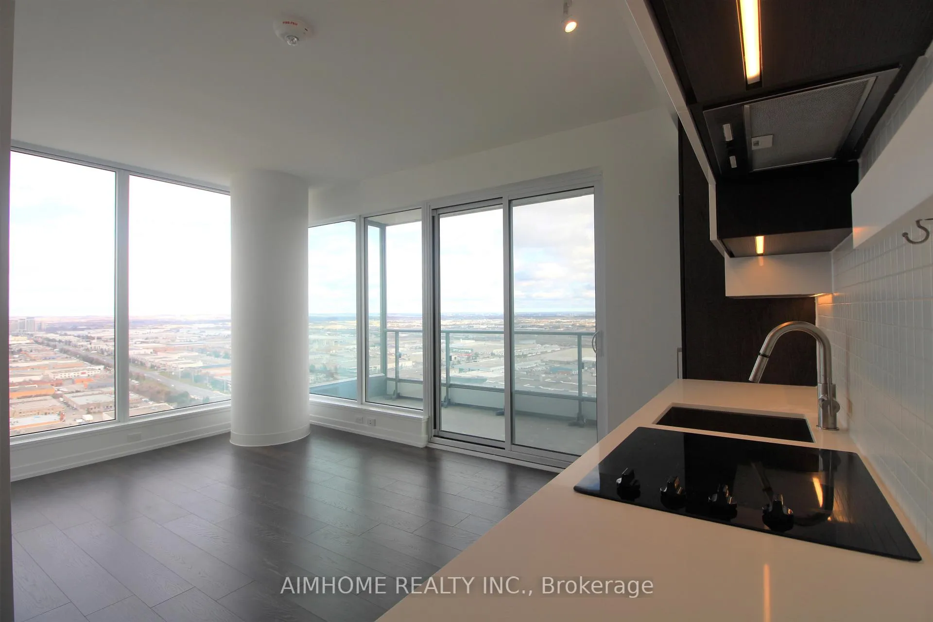 Photo 14 of Unit 3702, 950 Portage Parkway, Vaughan, Vaughan Corporate Centre — HOMEH